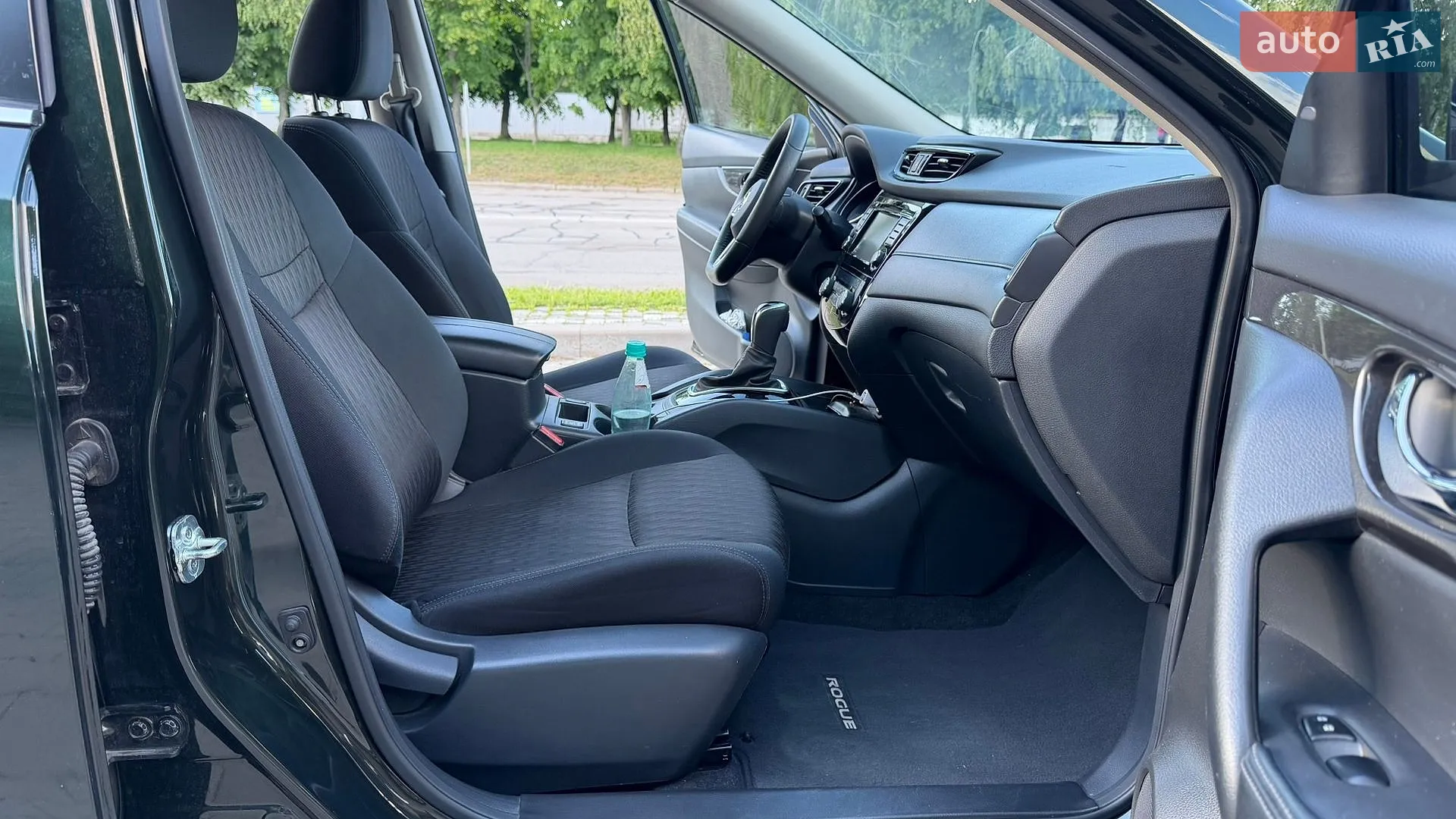 2019 Nissan Rogue - мініатюра 24