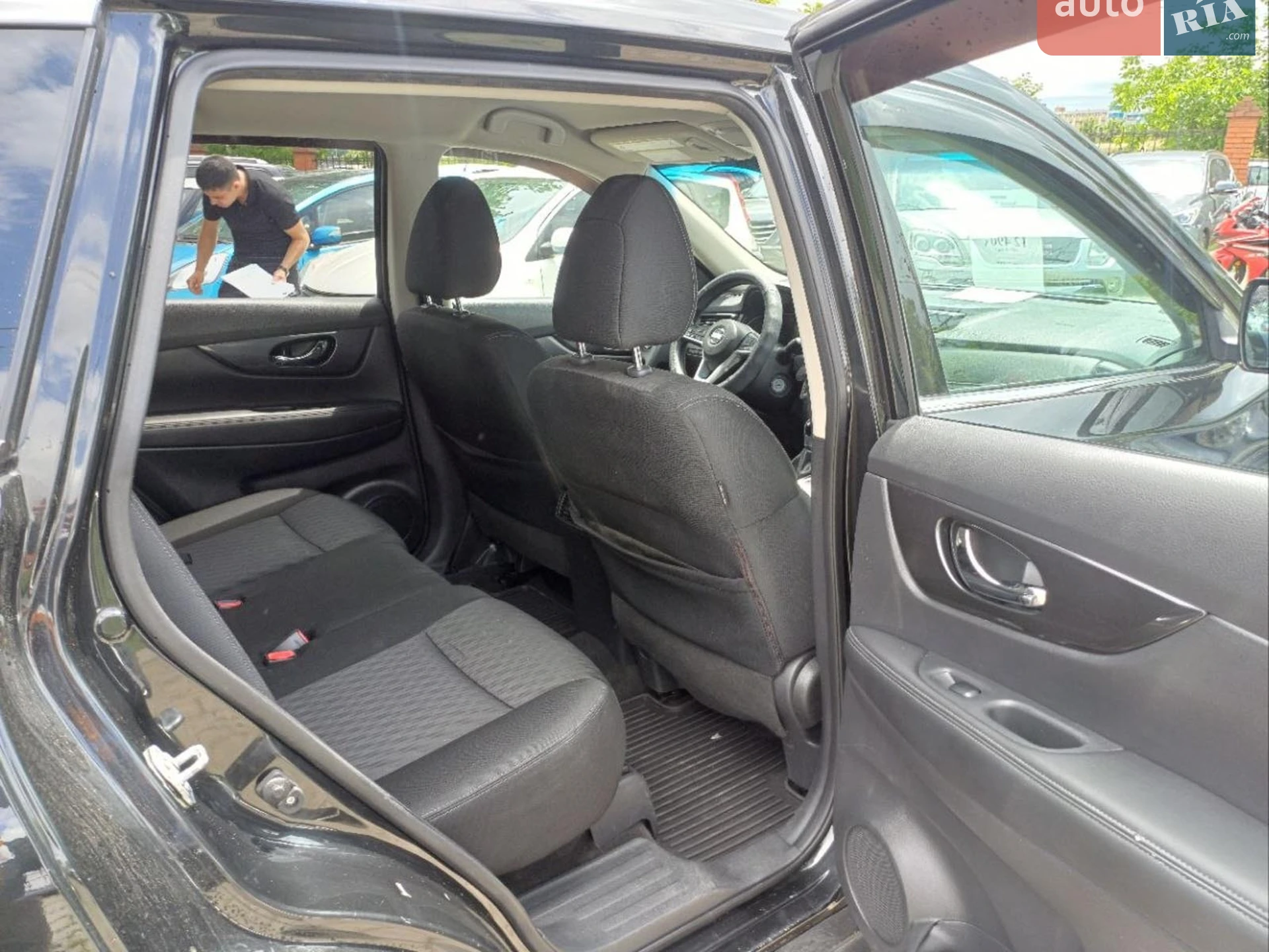 2016 Nissan Rogue - мініатюра 16