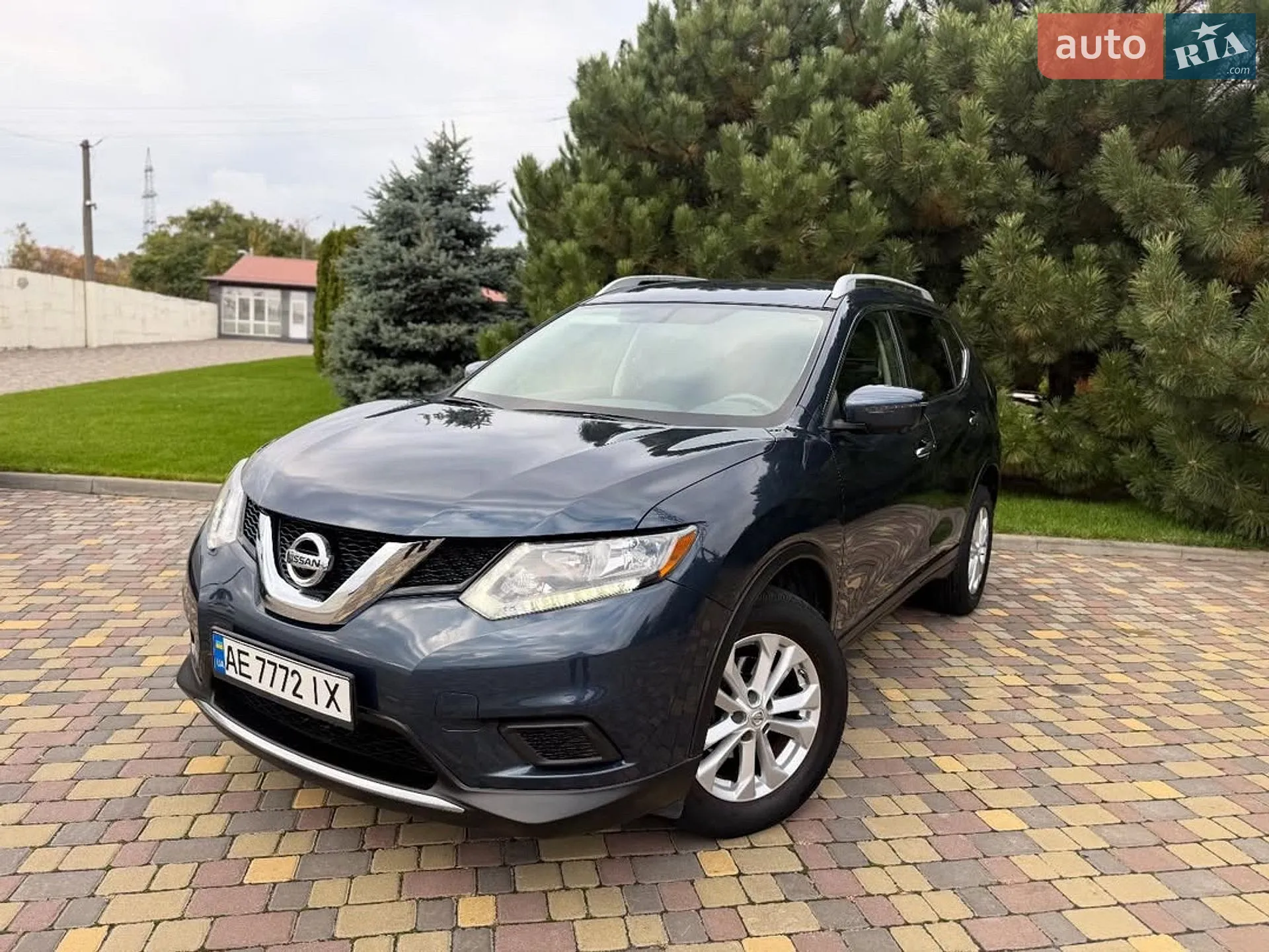 2016 Nissan Rogue - мініатюра 2
