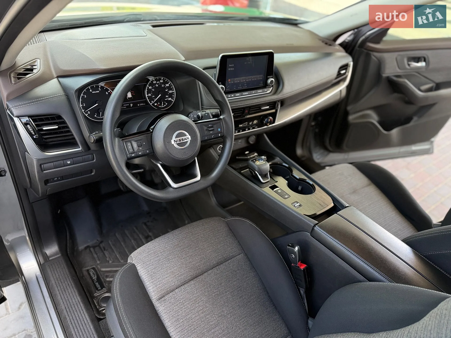 2021 Nissan Rogue - мініатюра 21