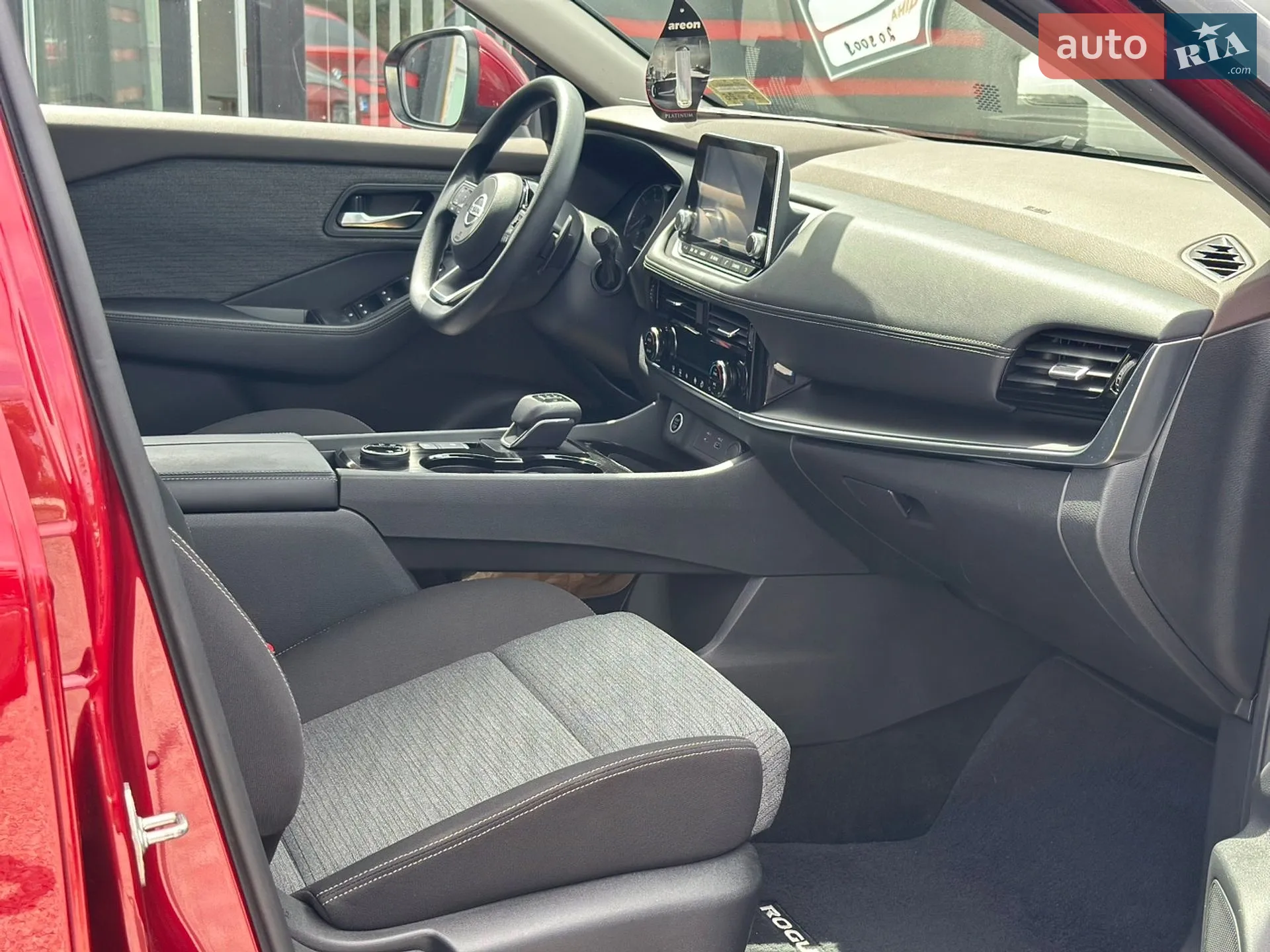 2021 Nissan Rogue - мініатюра 18