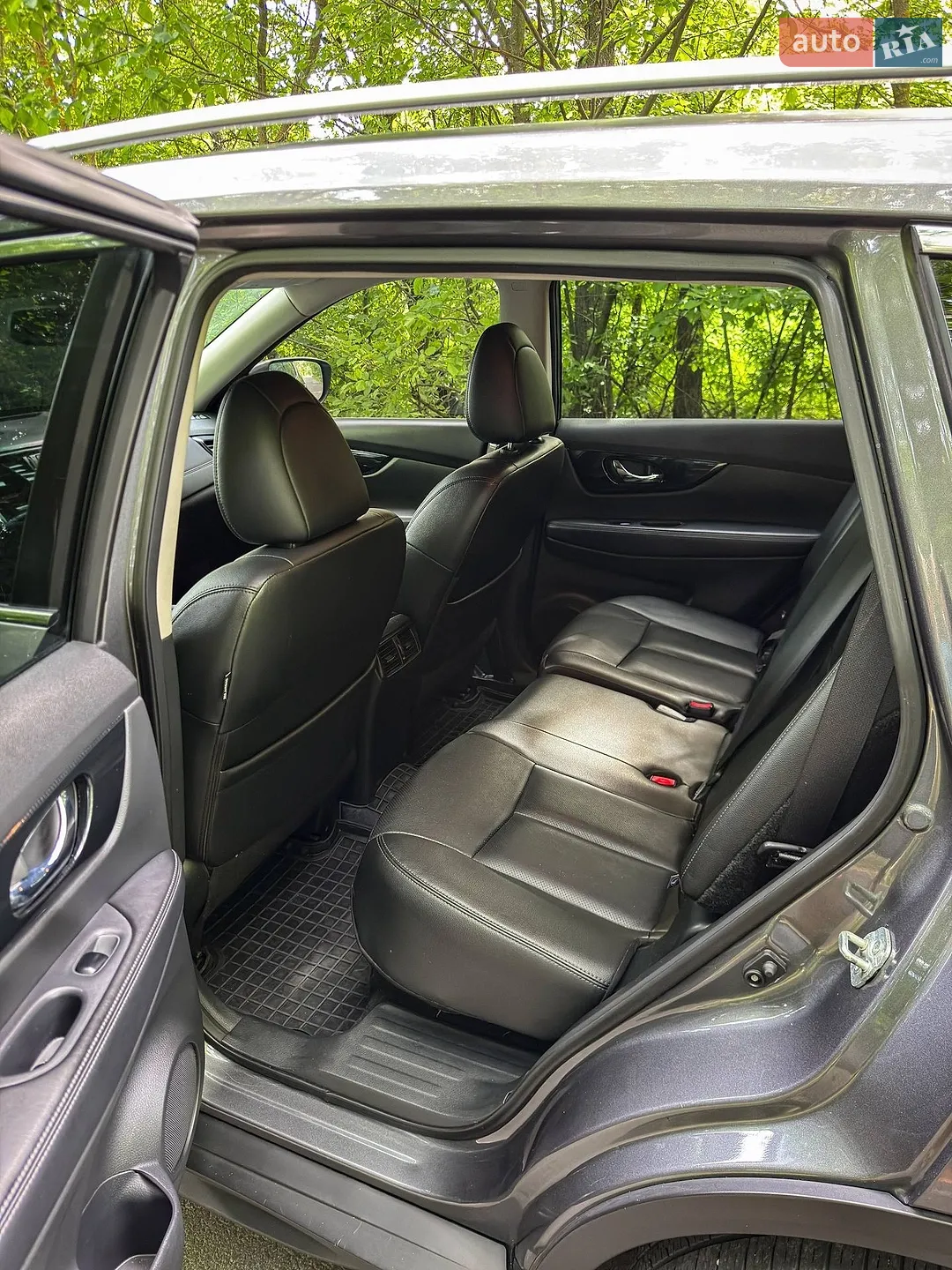 2019 Nissan Rogue - мініатюра 10