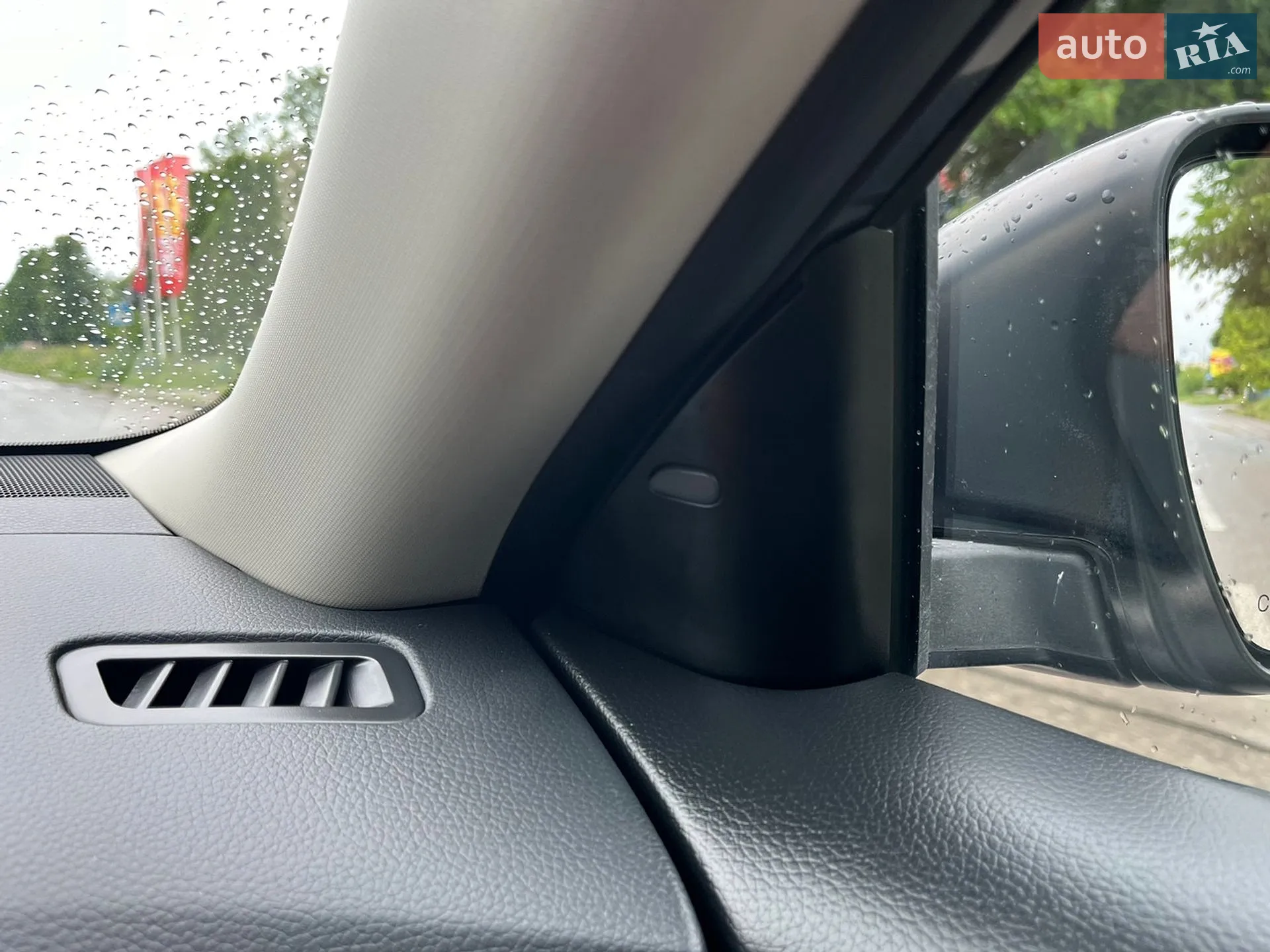 2018 Nissan Rogue - мініатюра 30