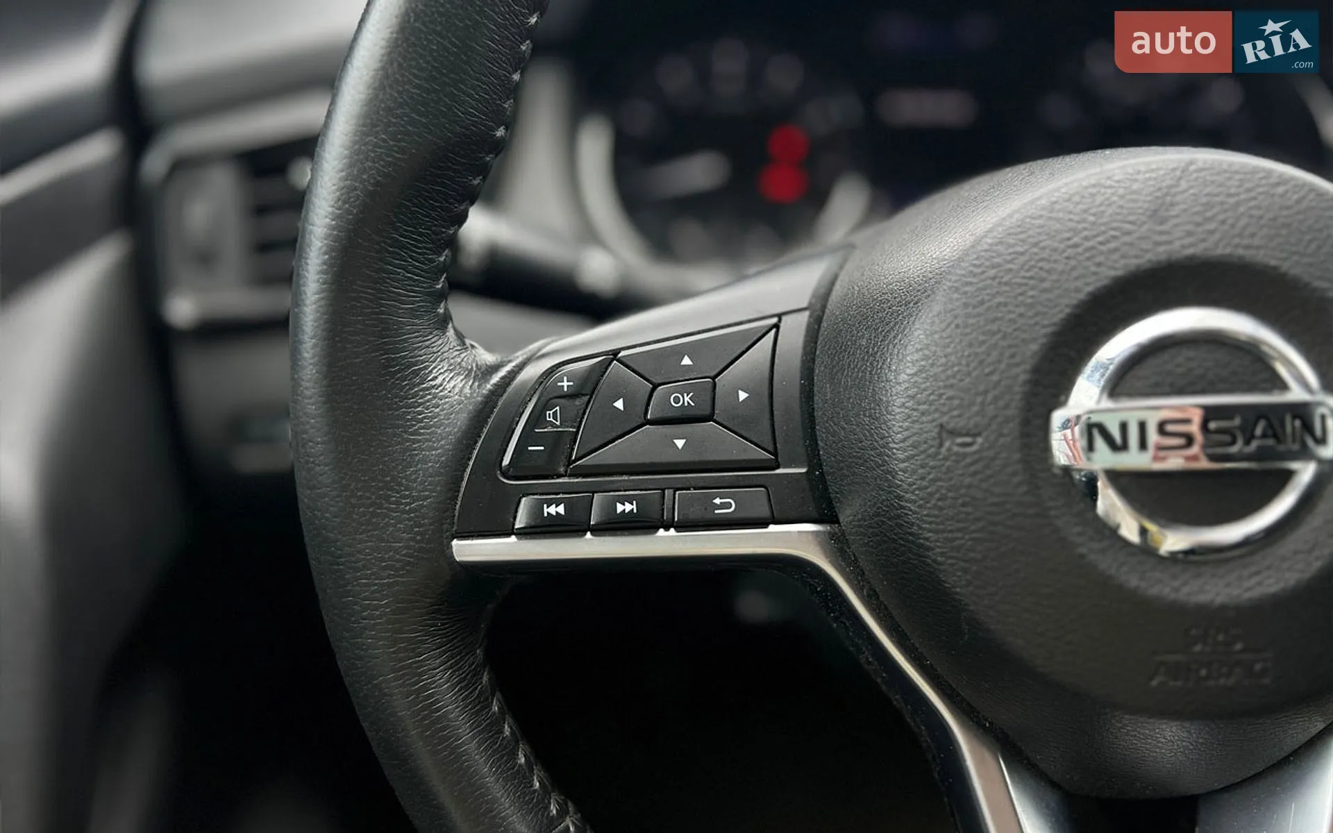 2018 Nissan Rogue - мініатюра 12