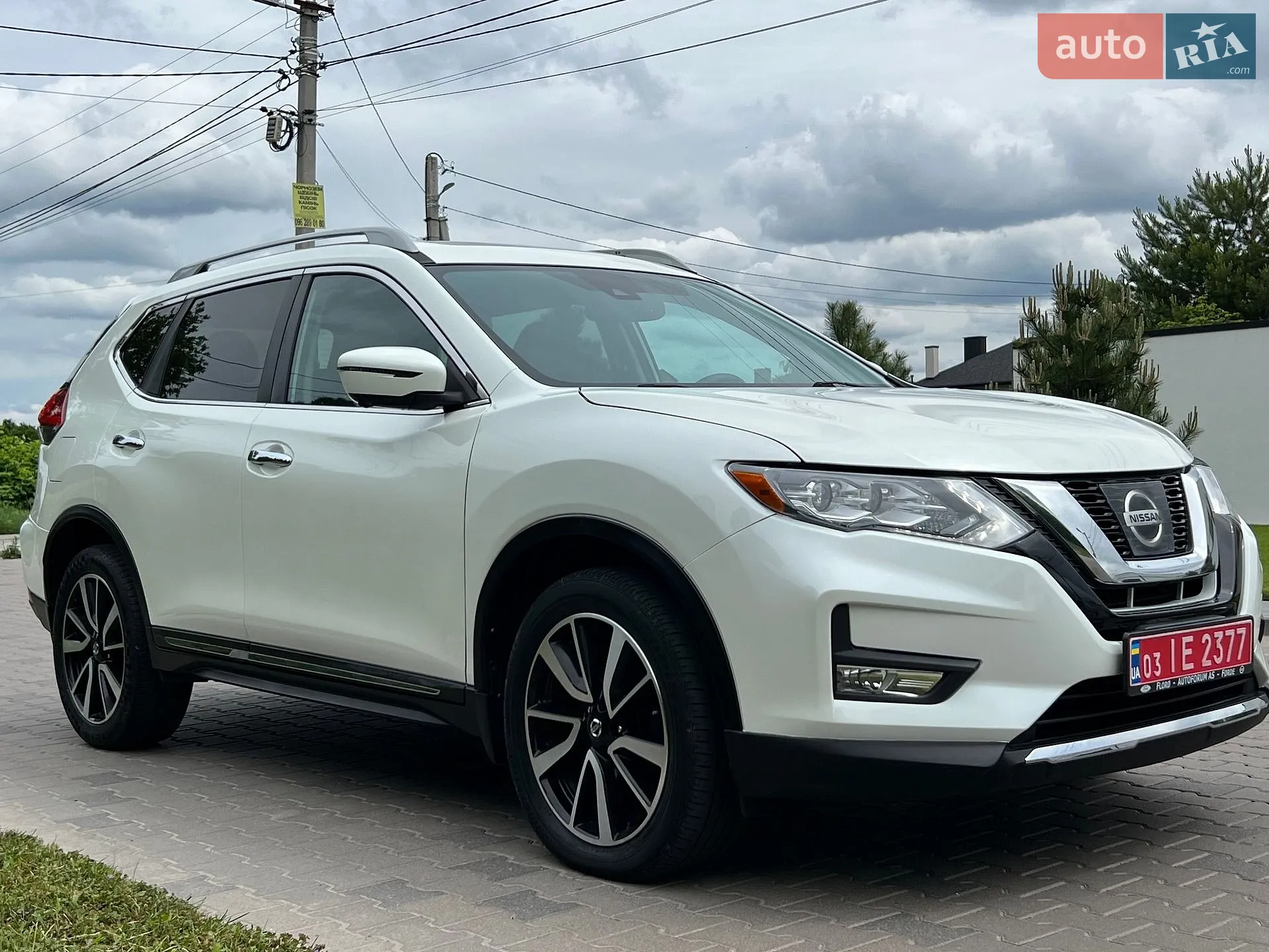 2017 Nissan Rogue - мініатюра 8