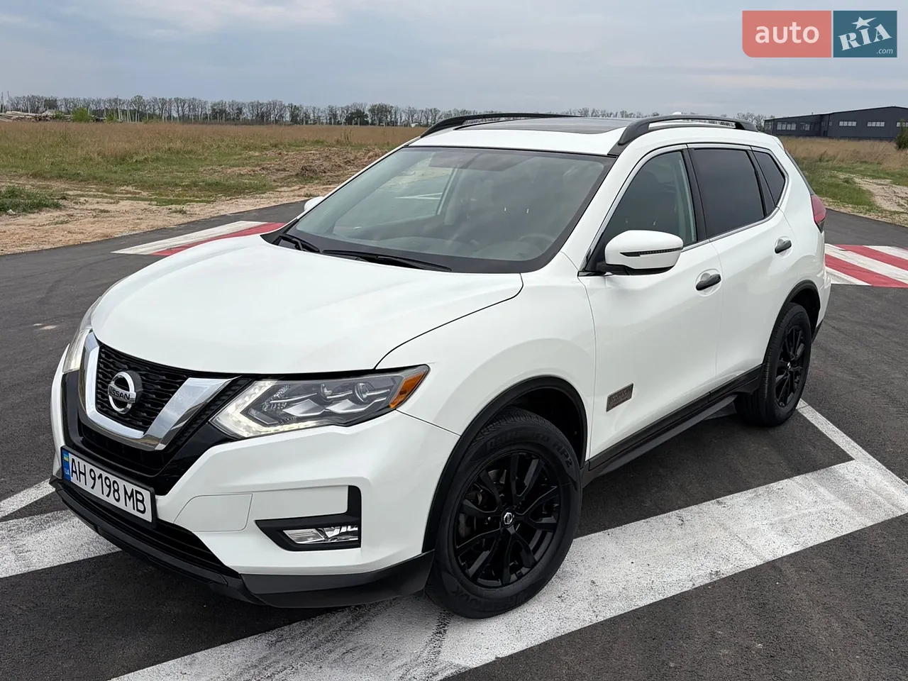 2016 Nissan Rogue - мініатюра 26