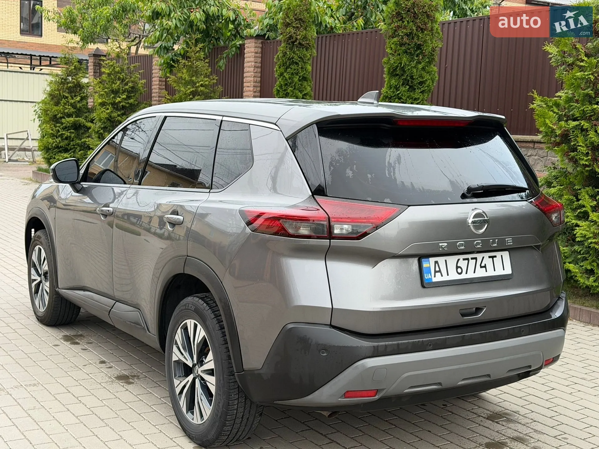 2021 Nissan Rogue - мініатюра 4