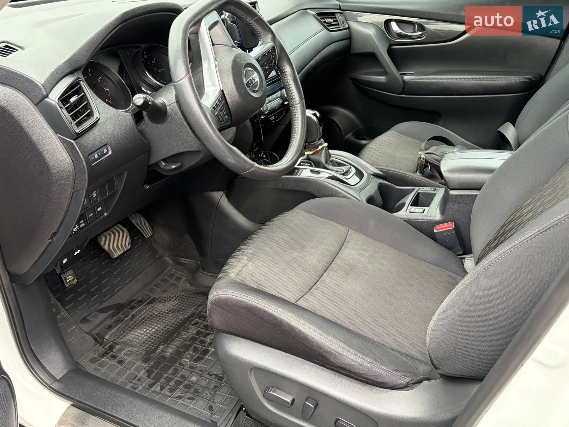2017 Nissan Rogue - мініатюра 5
