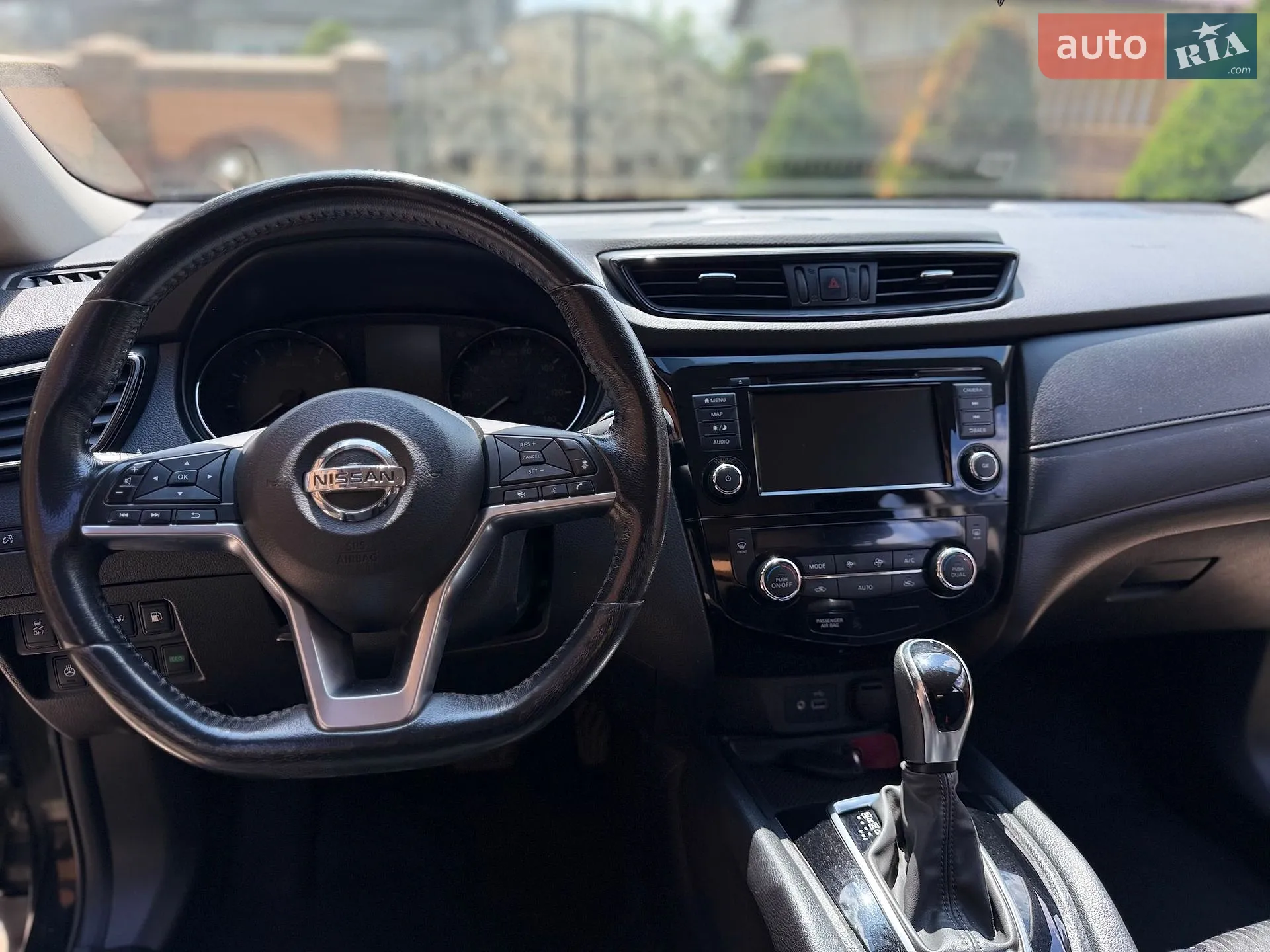 2018 Nissan Rogue - мініатюра 15