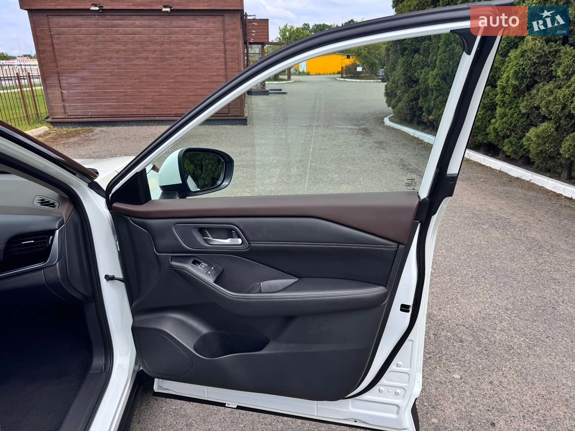2023 Nissan Rogue - мініатюра 24