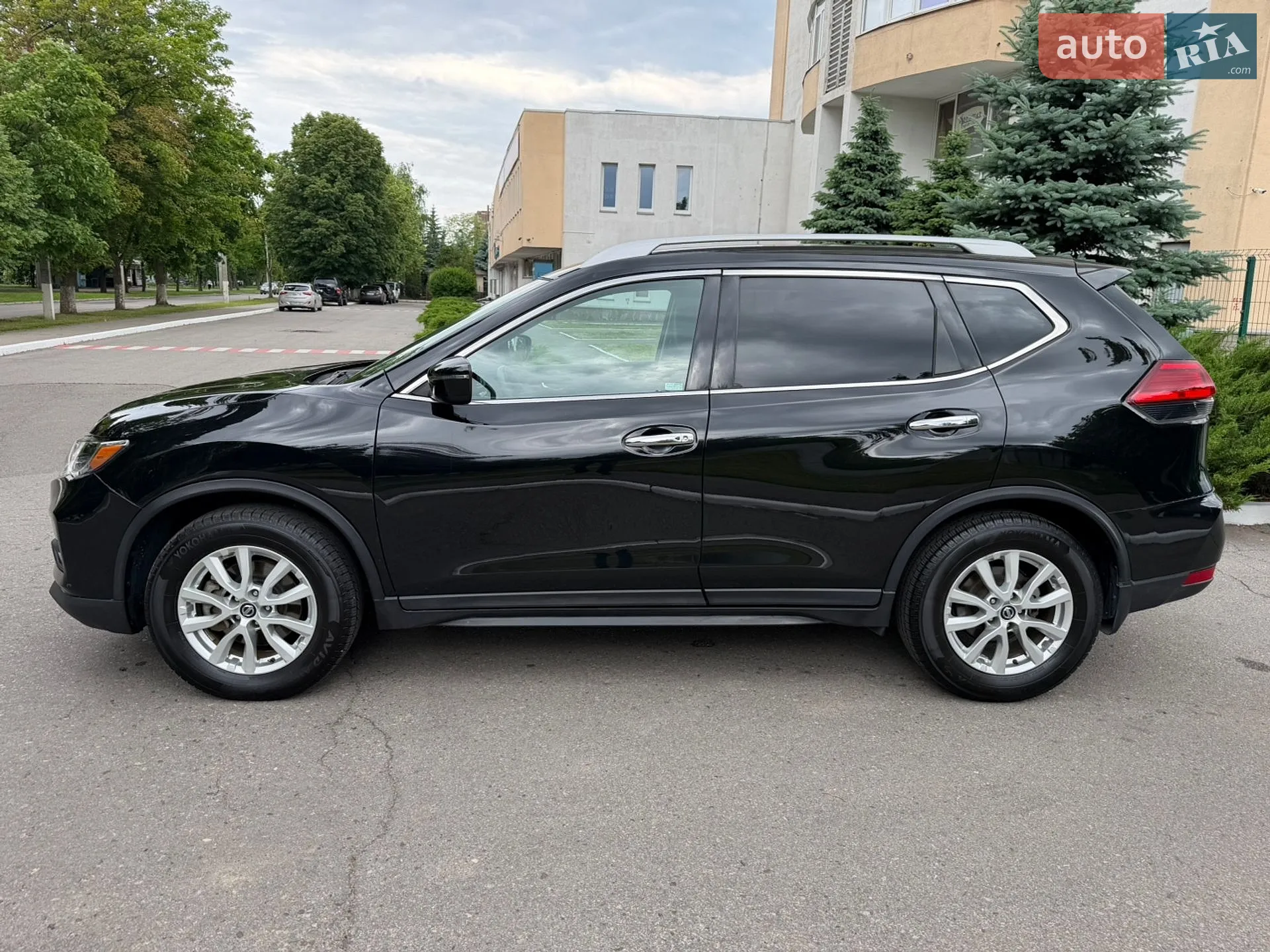 2017 Nissan Rogue - мініатюра 10