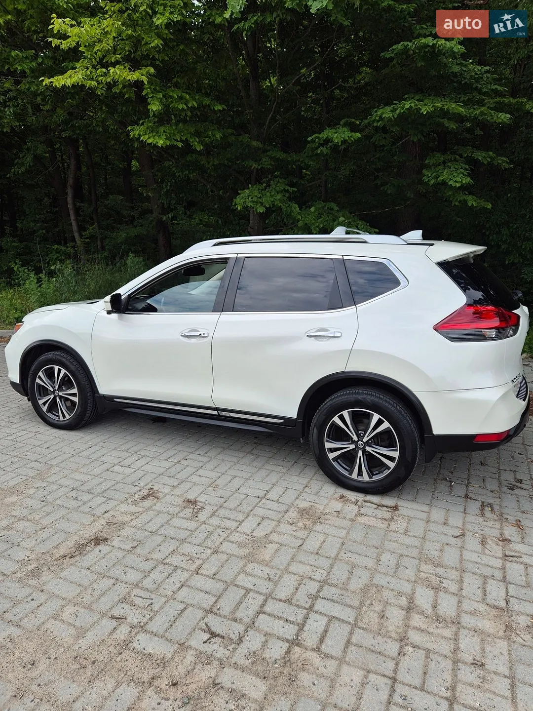 2017 Nissan Rogue - мініатюра 10