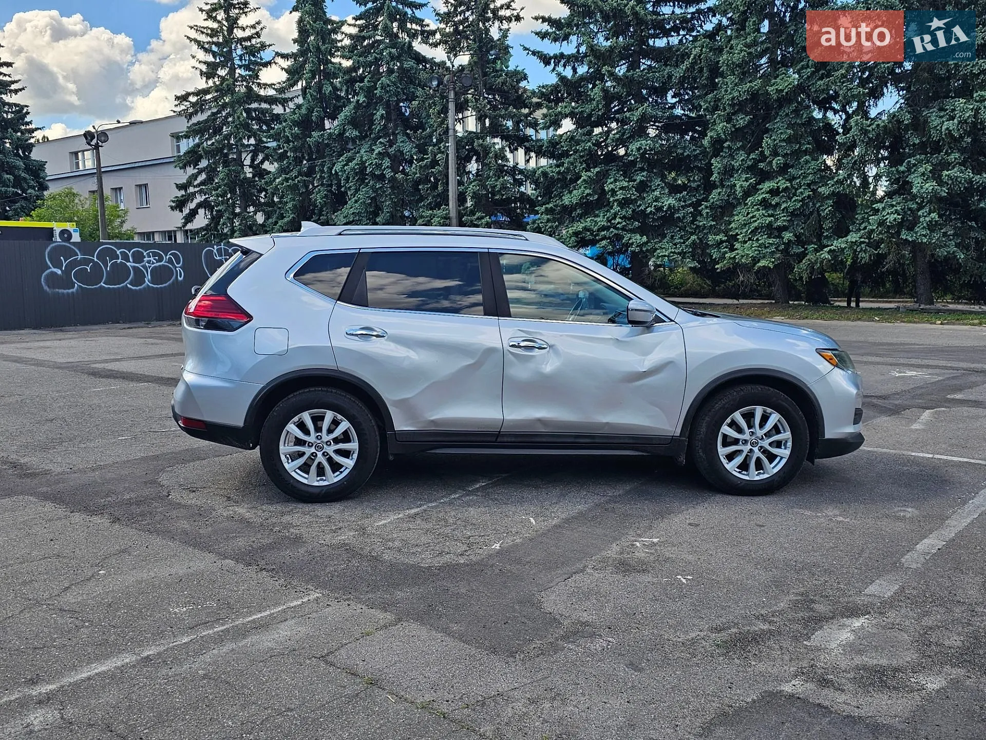 2017 Nissan Rogue - мініатюра 12