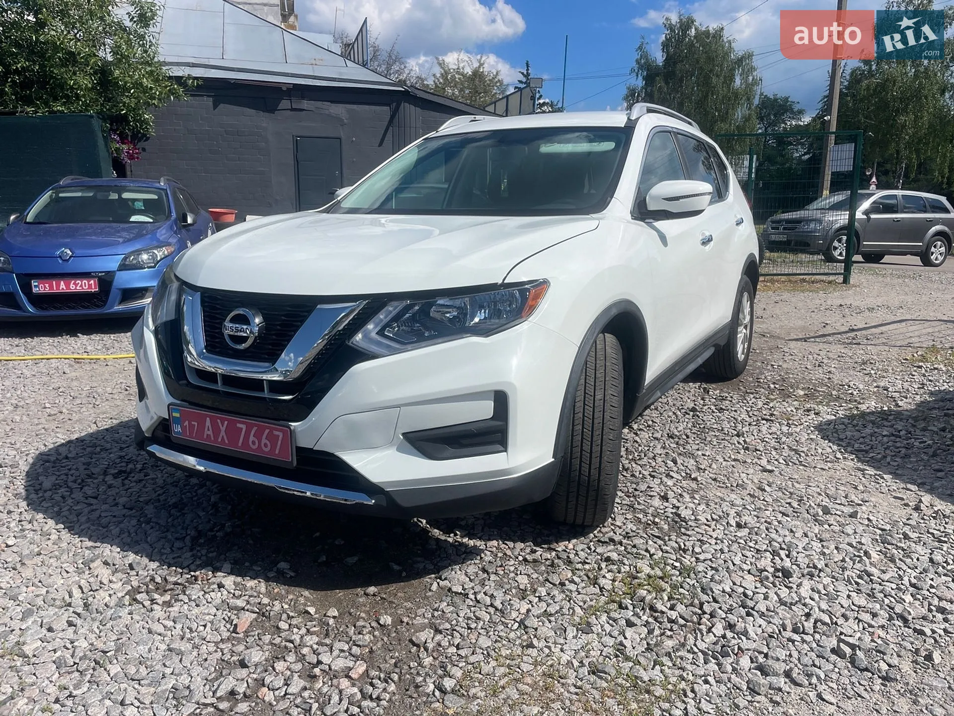 2017 Nissan Rogue - мініатюра 2