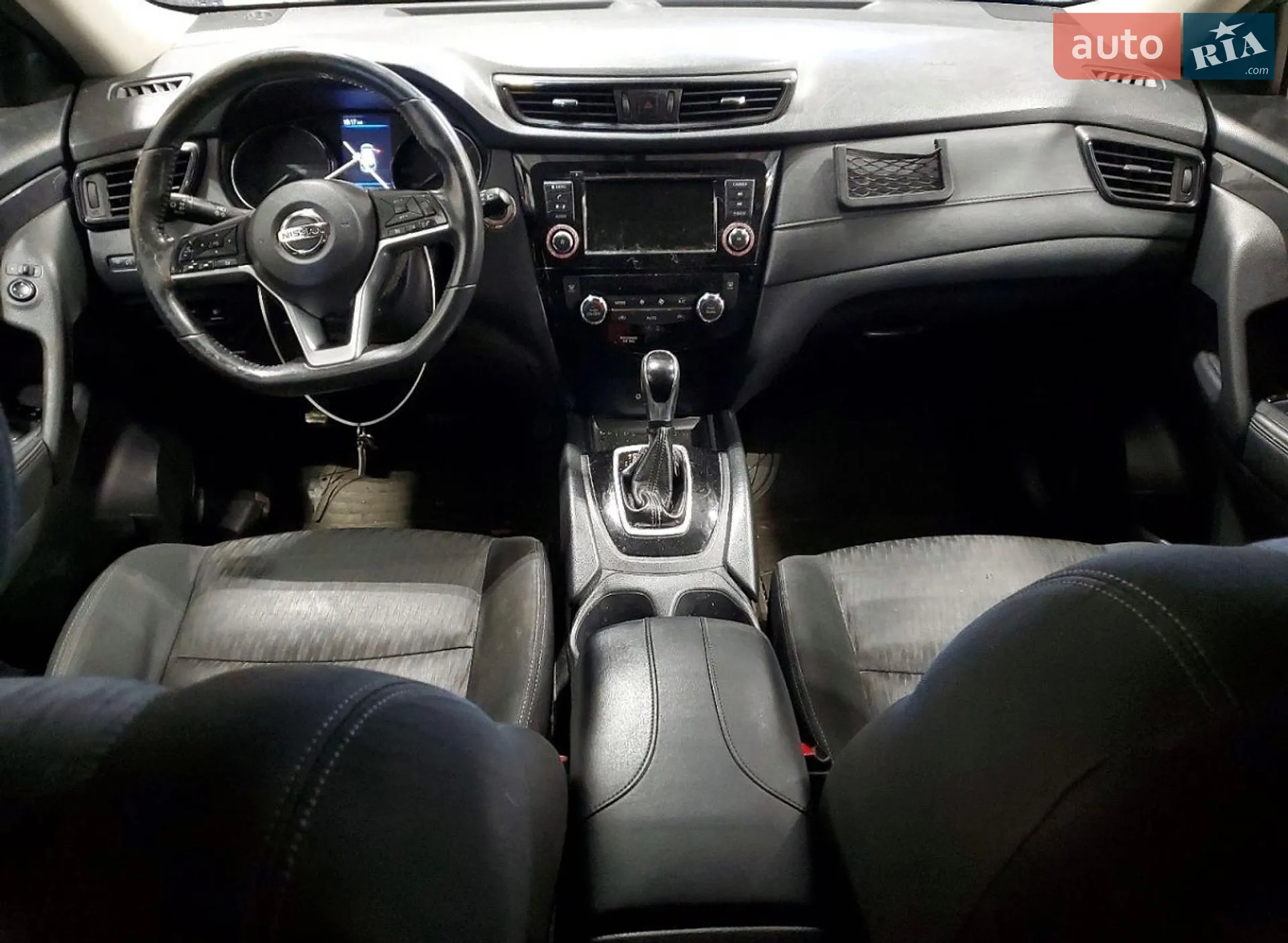 2018 Nissan Rogue - мініатюра 8