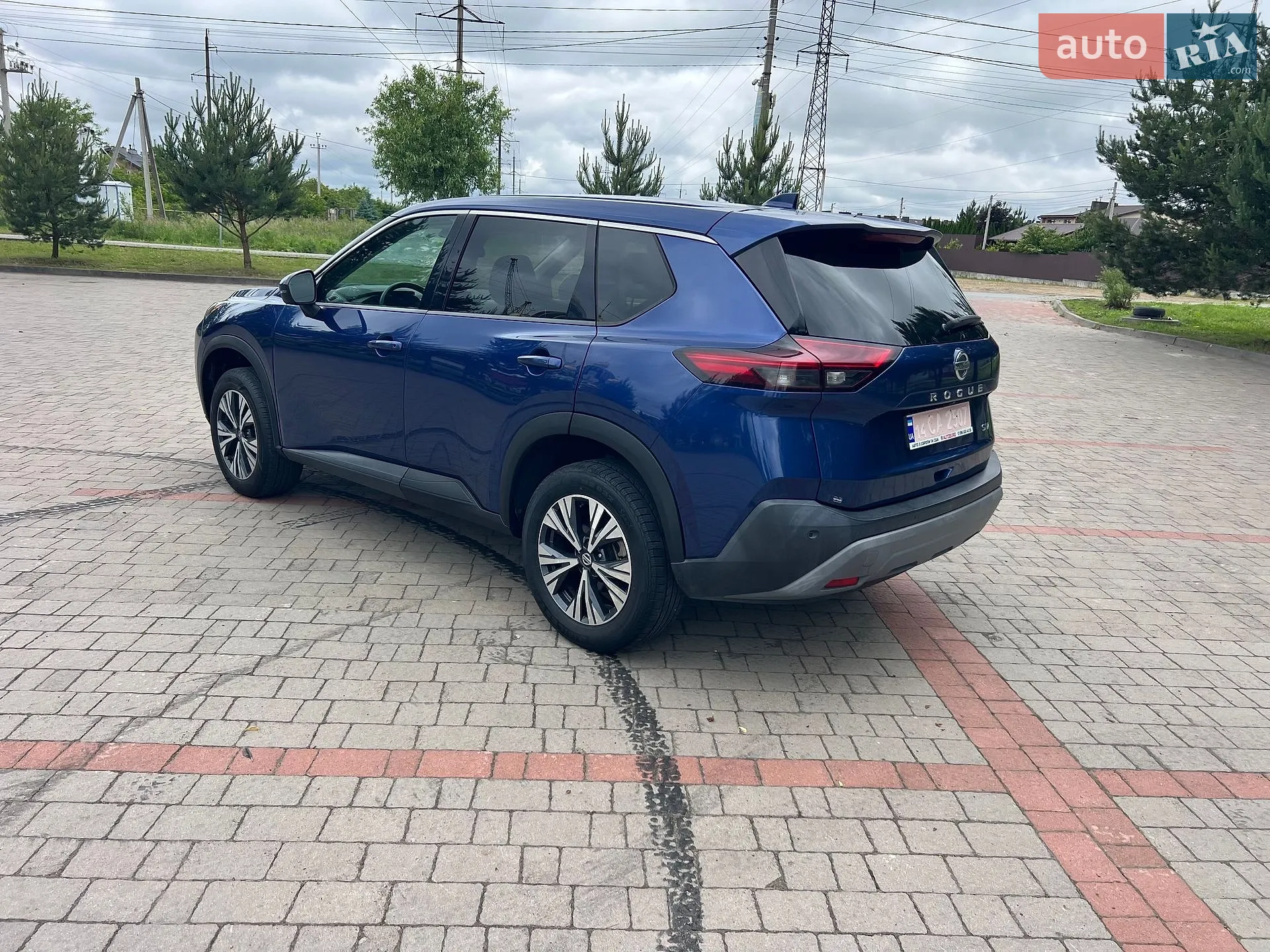 2021 Nissan Rogue - мініатюра 4