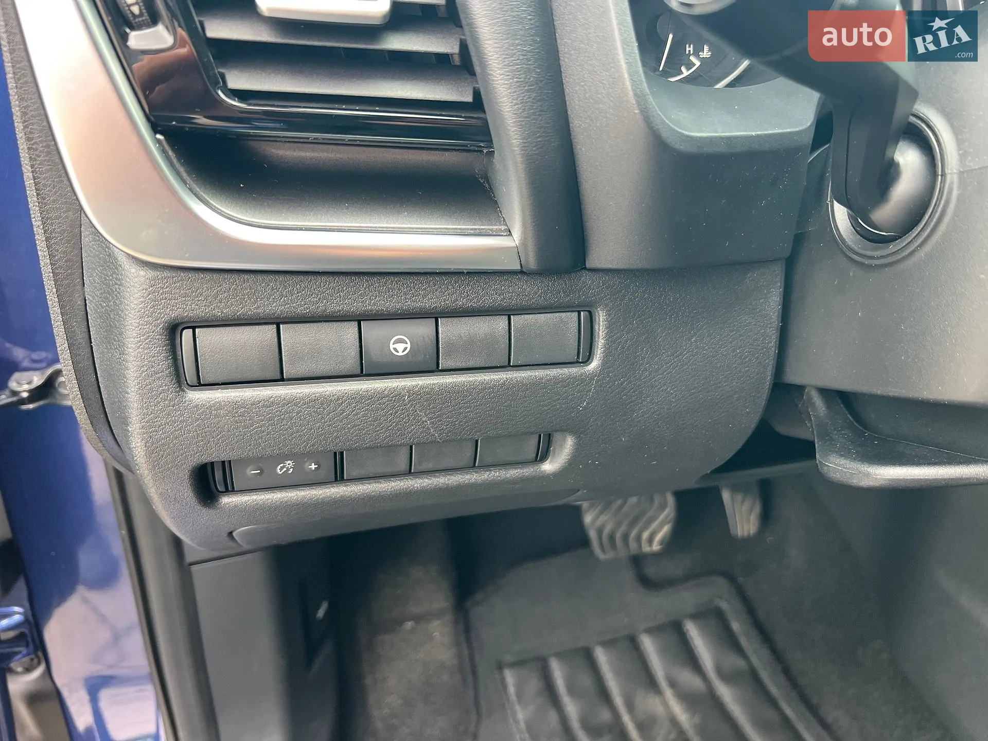 2021 Nissan Rogue - мініатюра 15