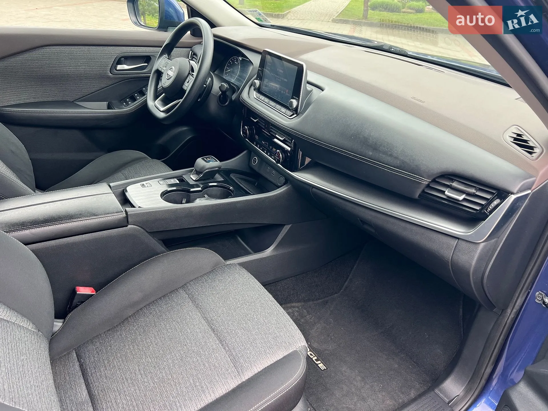 2021 Nissan Rogue - мініатюра 23