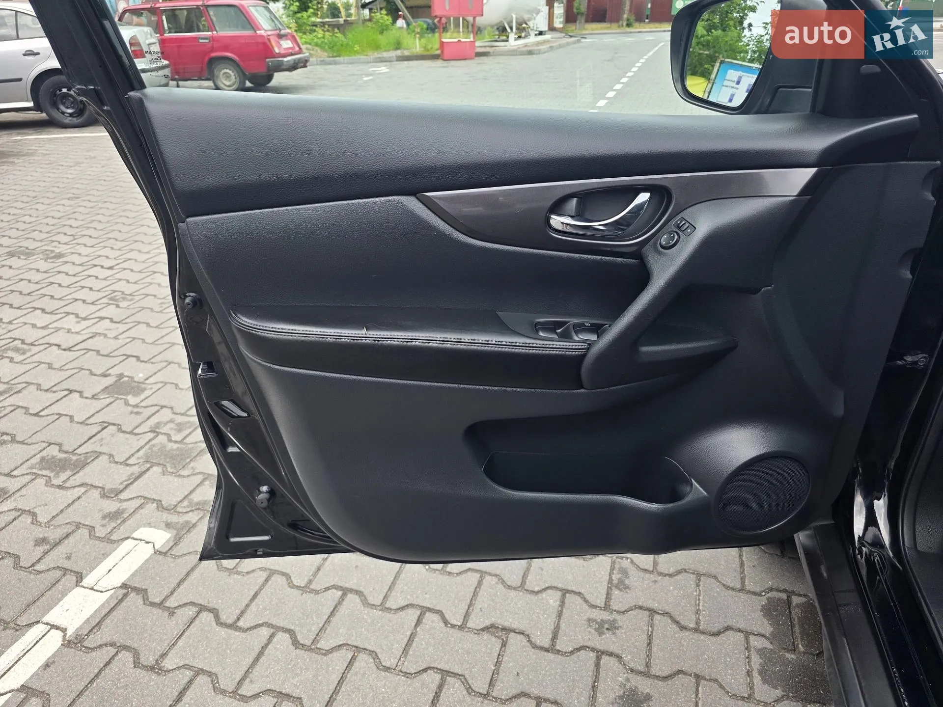 2018 Nissan Rogue - мініатюра 29