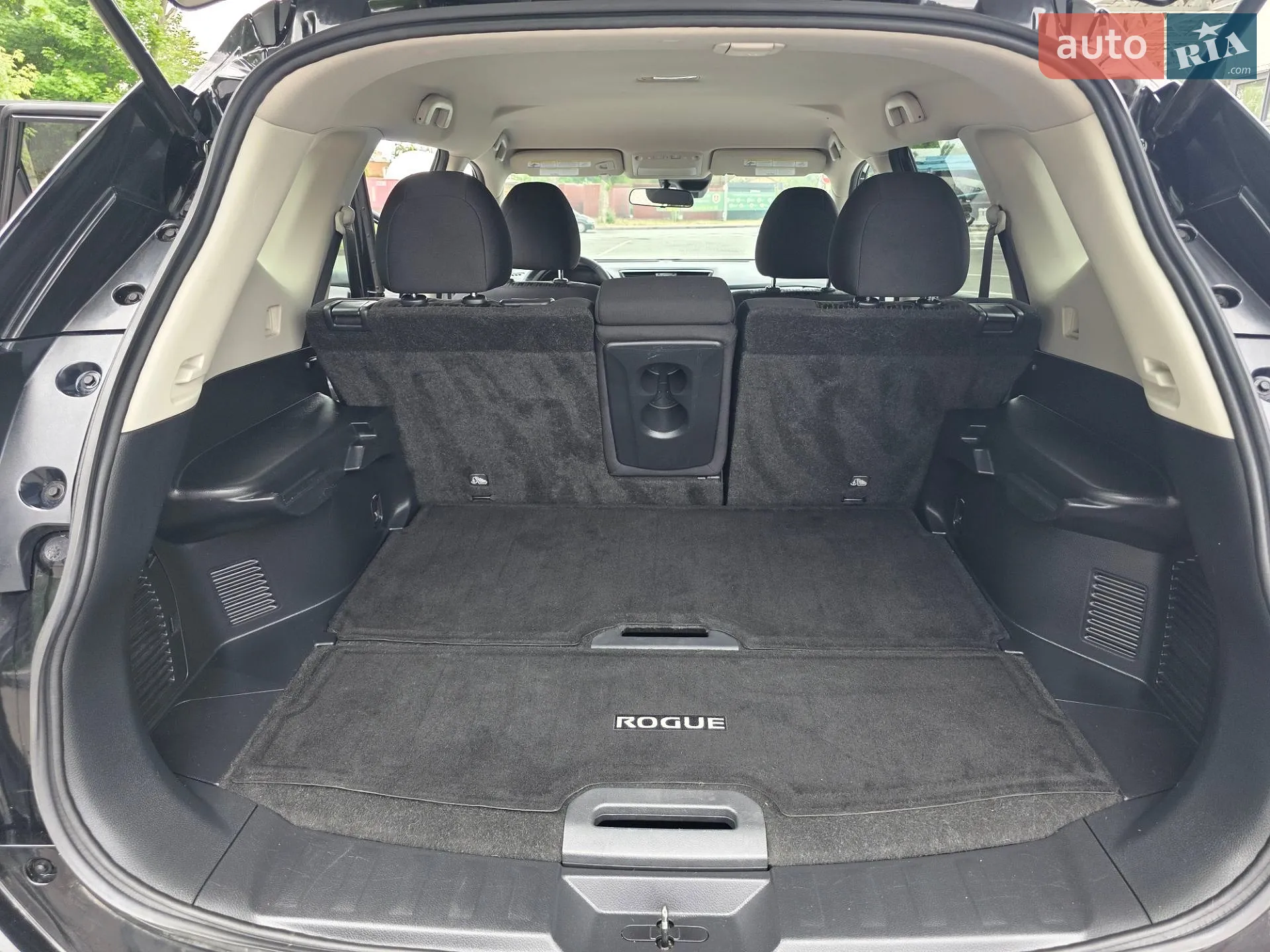 2018 Nissan Rogue - мініатюра 37