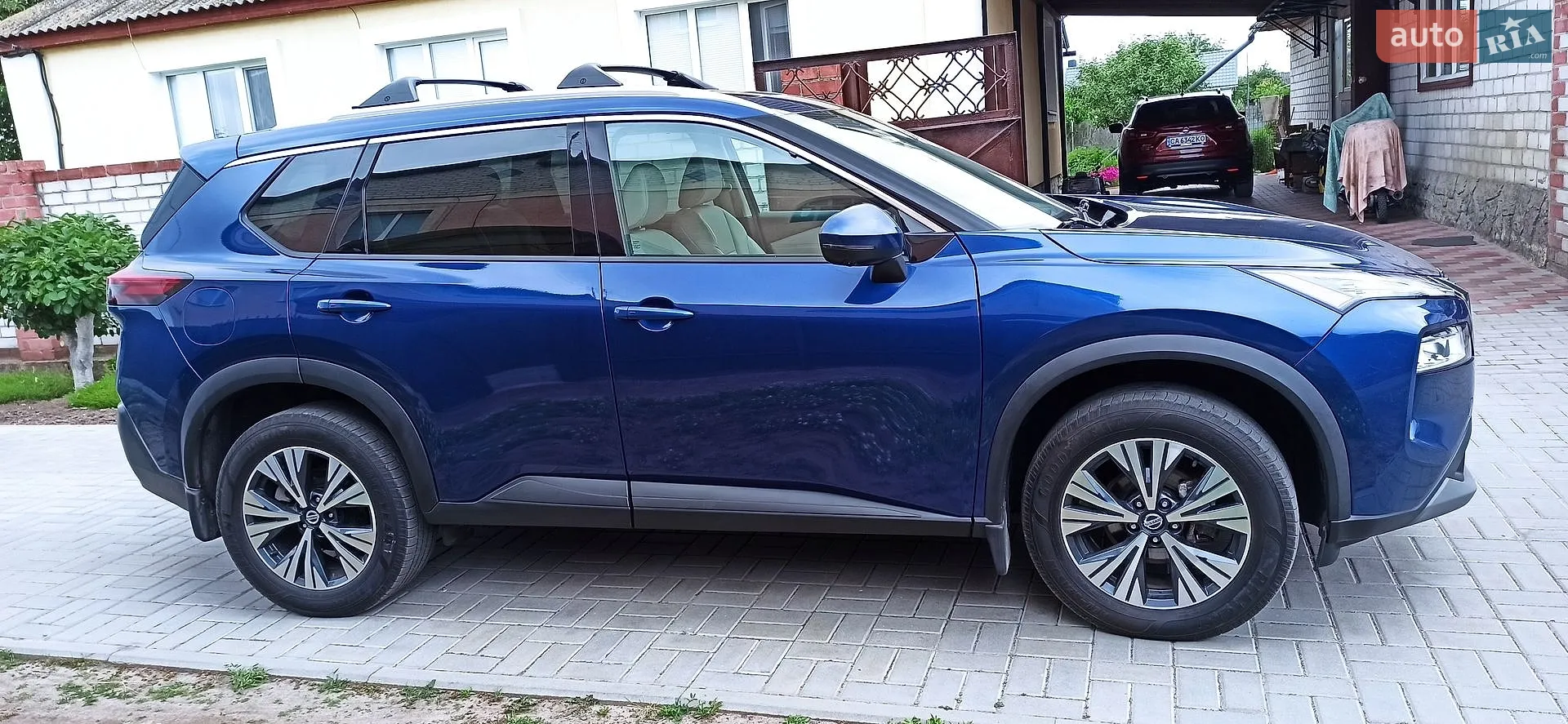 2021 Nissan Rogue - мініатюра 3