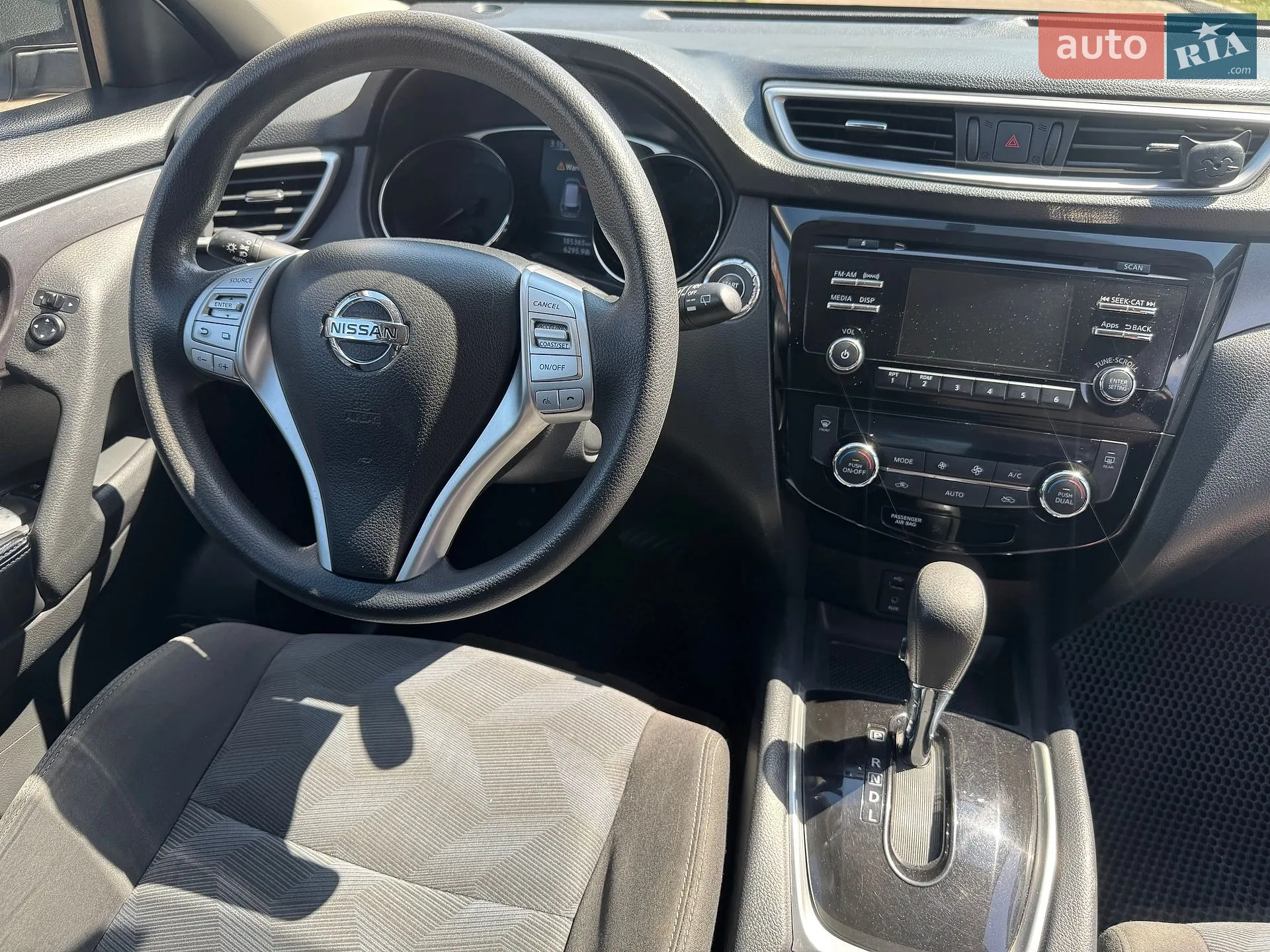 2015 Nissan Rogue - мініатюра 15
