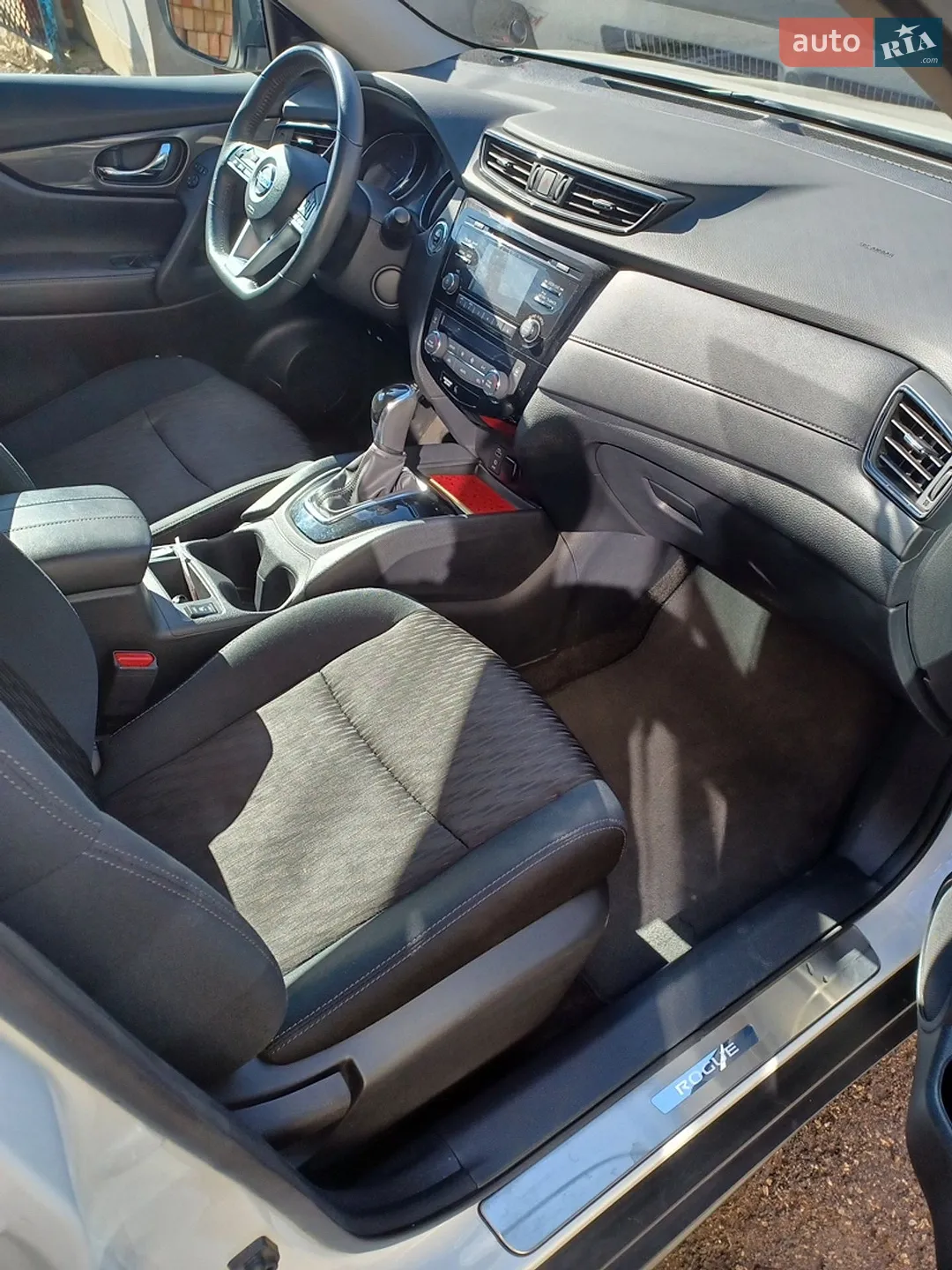 2017 Nissan Rogue - мініатюра 5