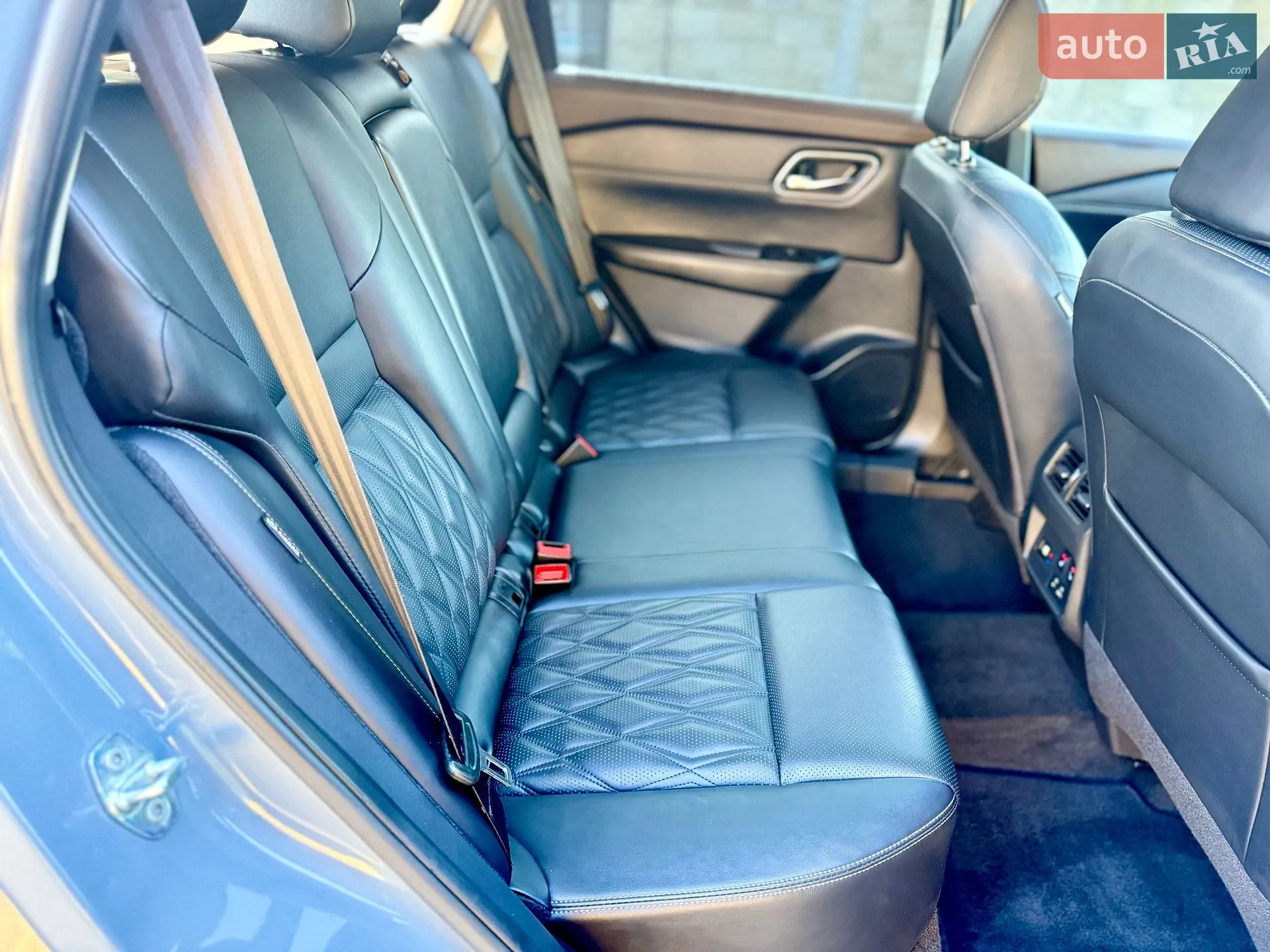 2021 Nissan Rogue - мініатюра 22