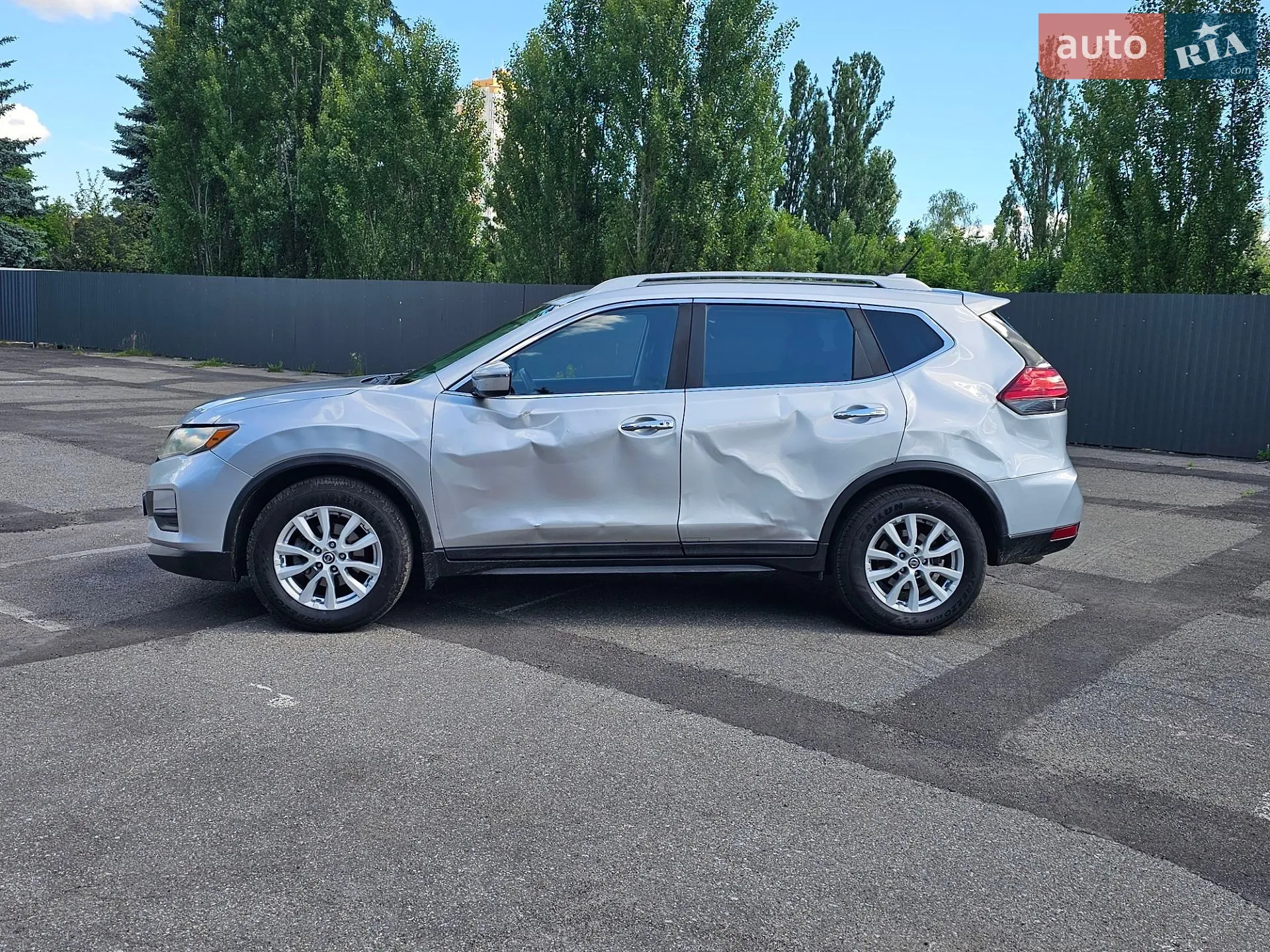 2017 Nissan Rogue - мініатюра 8