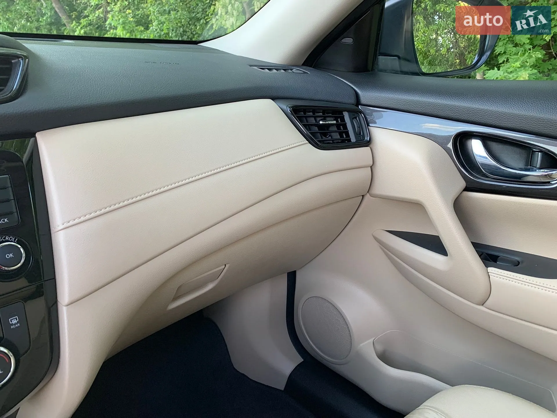 2018 Nissan Rogue - мініатюра 18