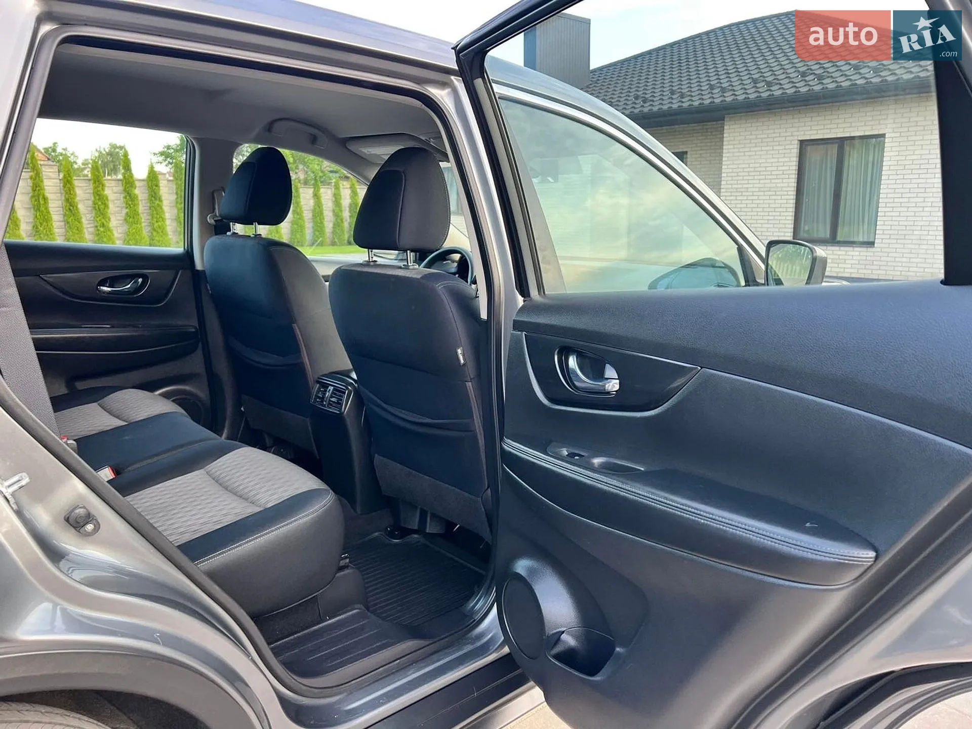 2017 Nissan Rogue - мініатюра 26