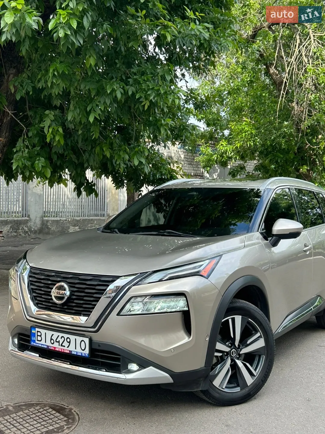 2021 Nissan Rogue - фото 1