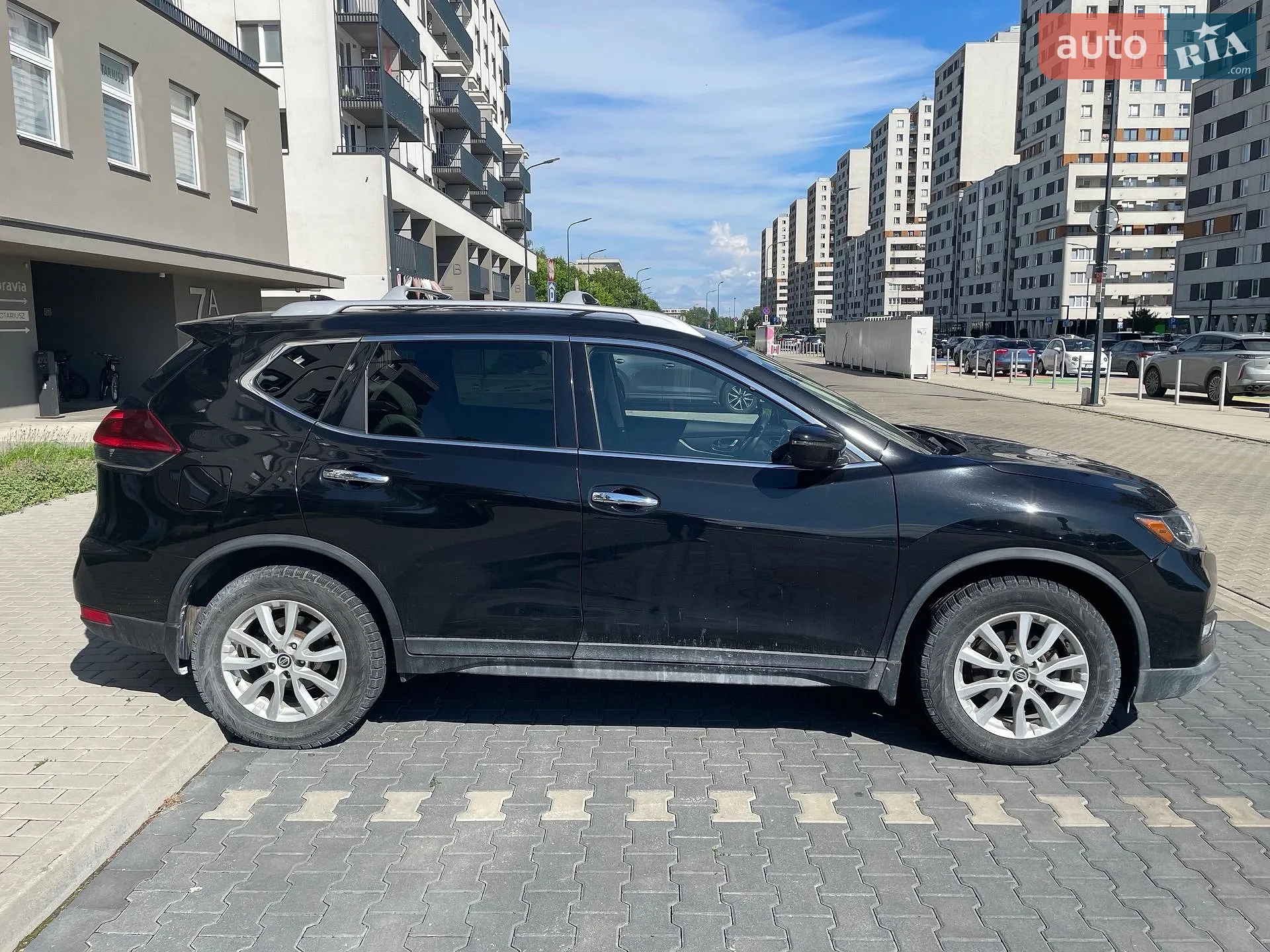 2019 Nissan Rogue - мініатюра 3