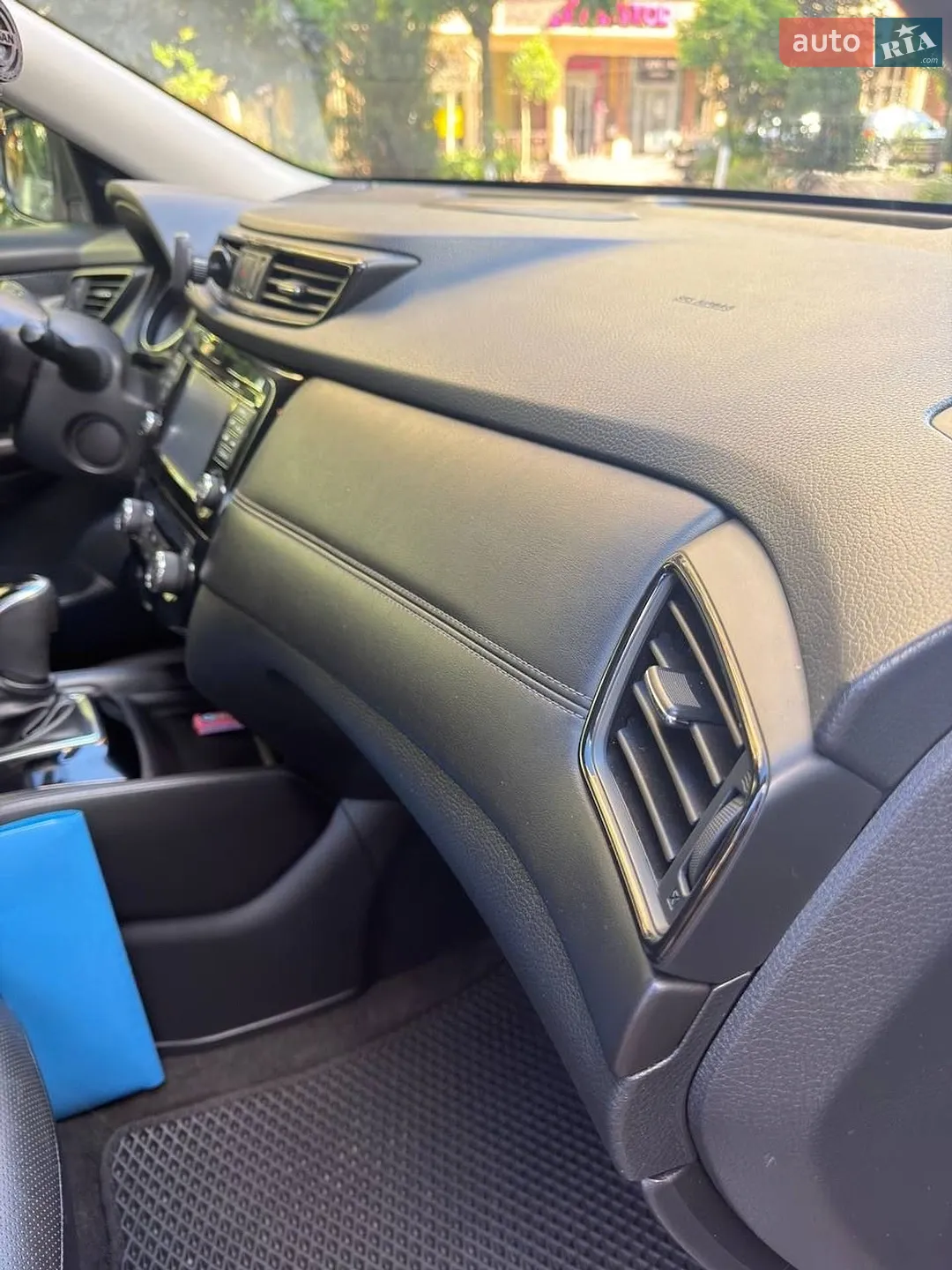 2017 Nissan Rogue - мініатюра 27