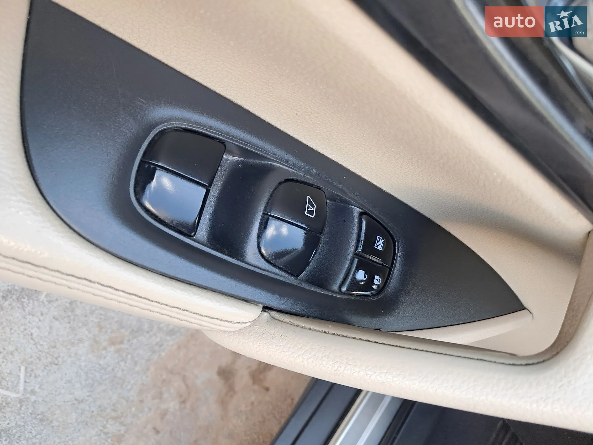 2016 Nissan Rogue - мініатюра 13