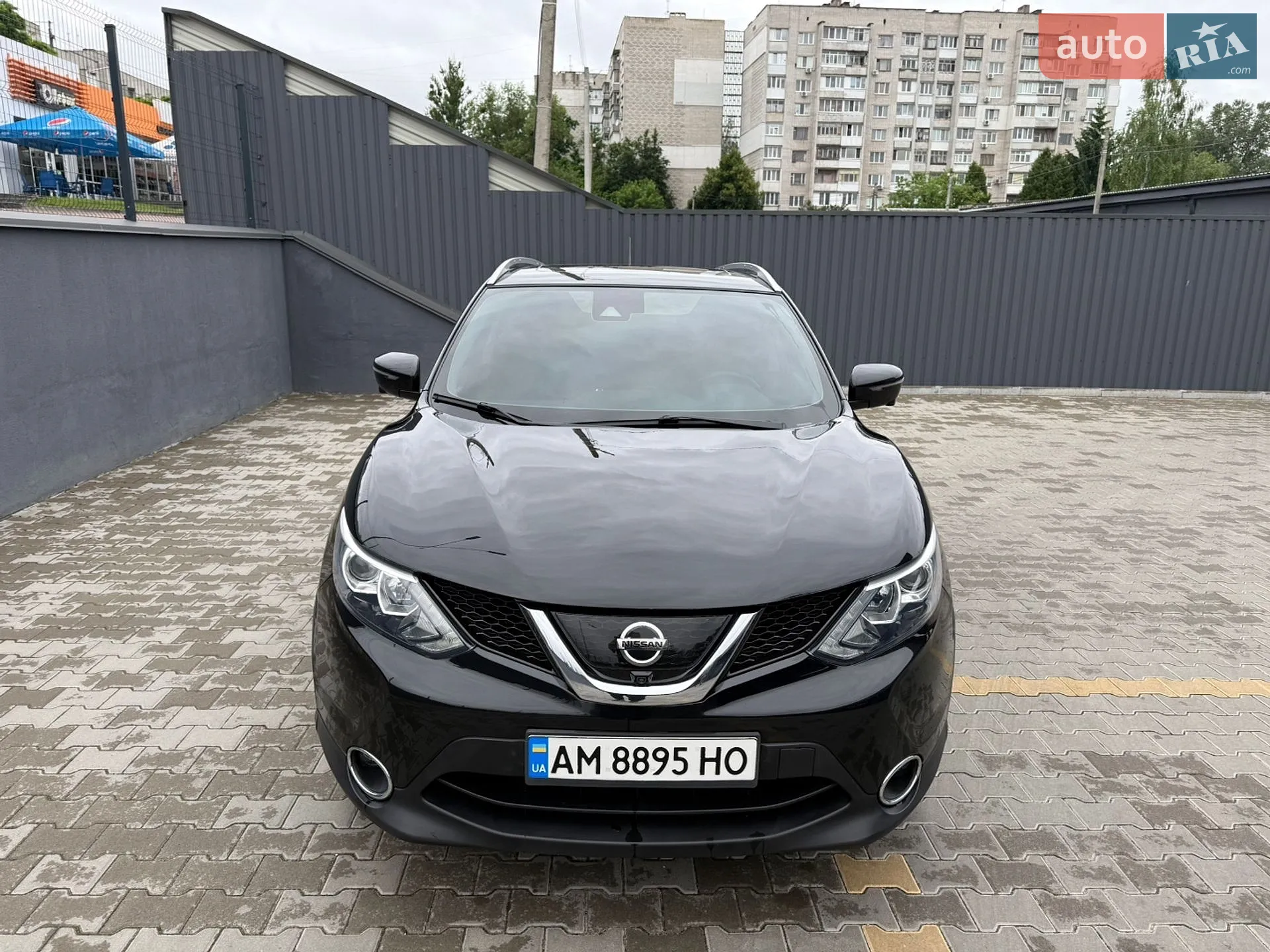 2017 Nissan Rogue - фото 1