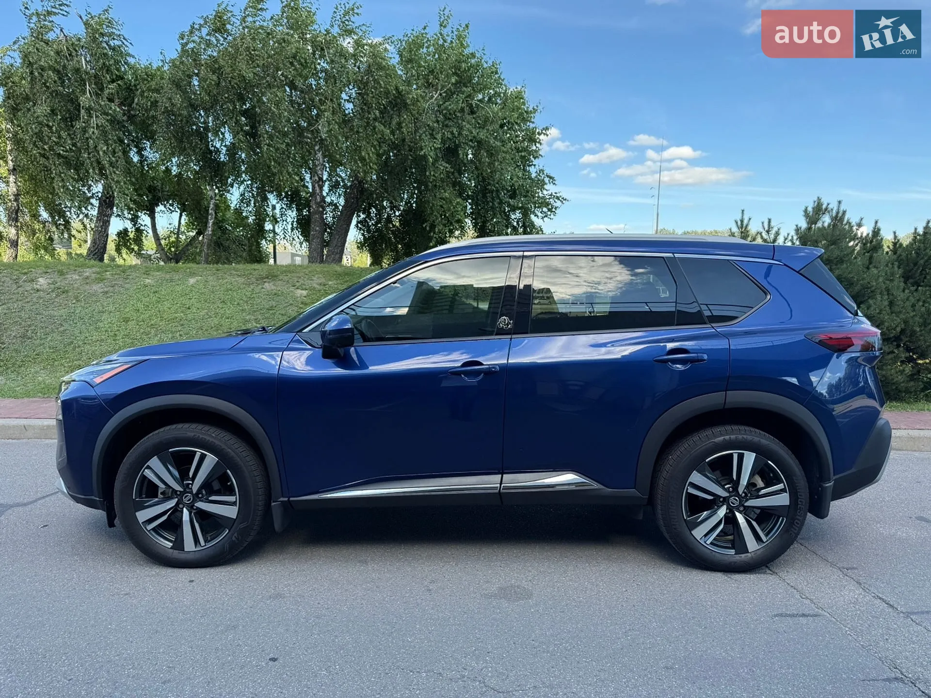 2021 Nissan Rogue - мініатюра 11