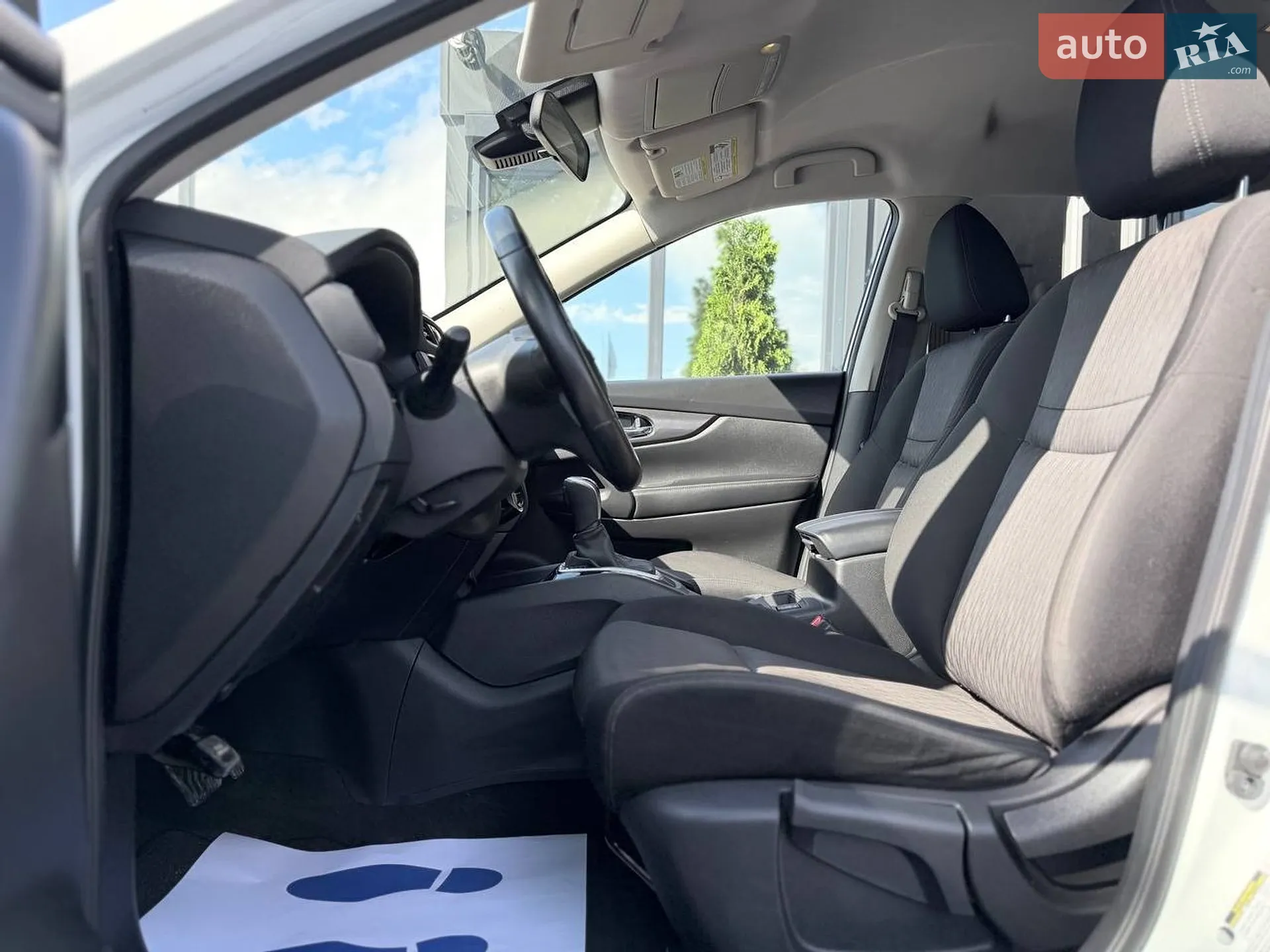 2019 Nissan Rogue - мініатюра 18