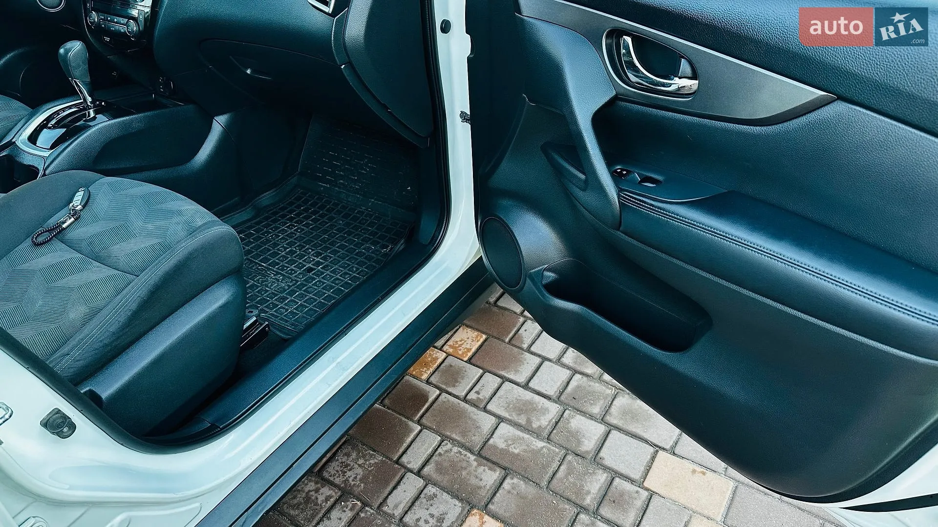 2016 Nissan Rogue - мініатюра 9