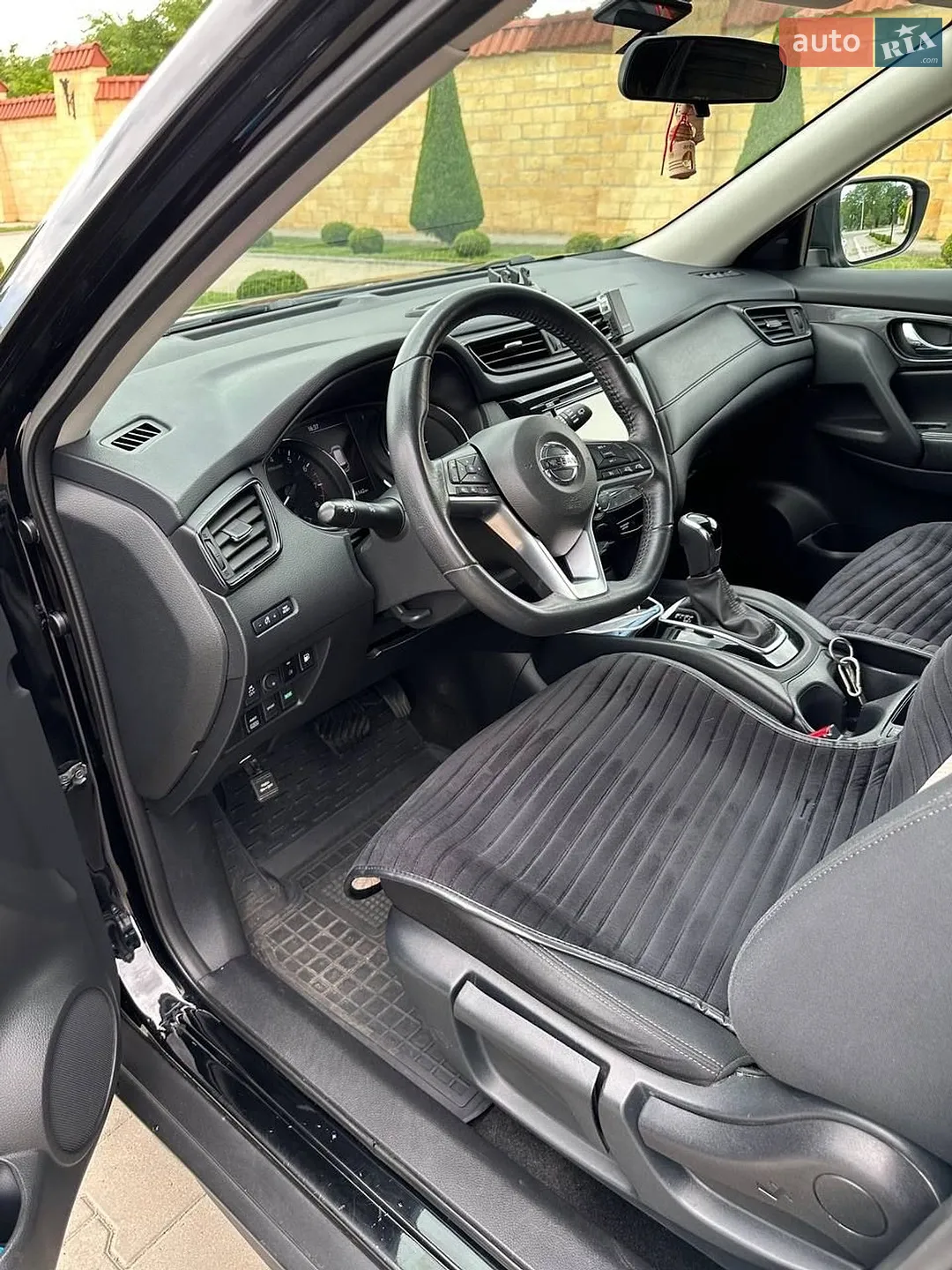 2018 Nissan Rogue - мініатюра 15