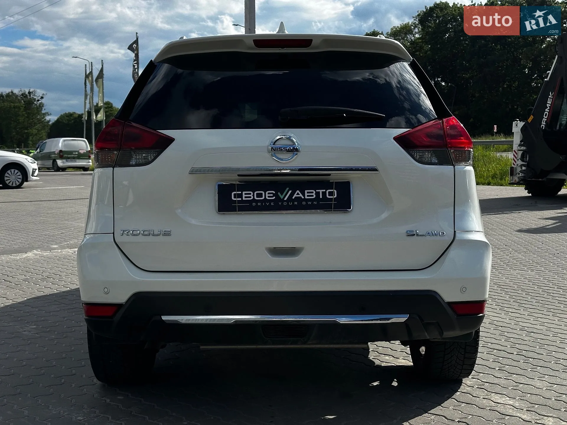 2019 Nissan Rogue - мініатюра 13