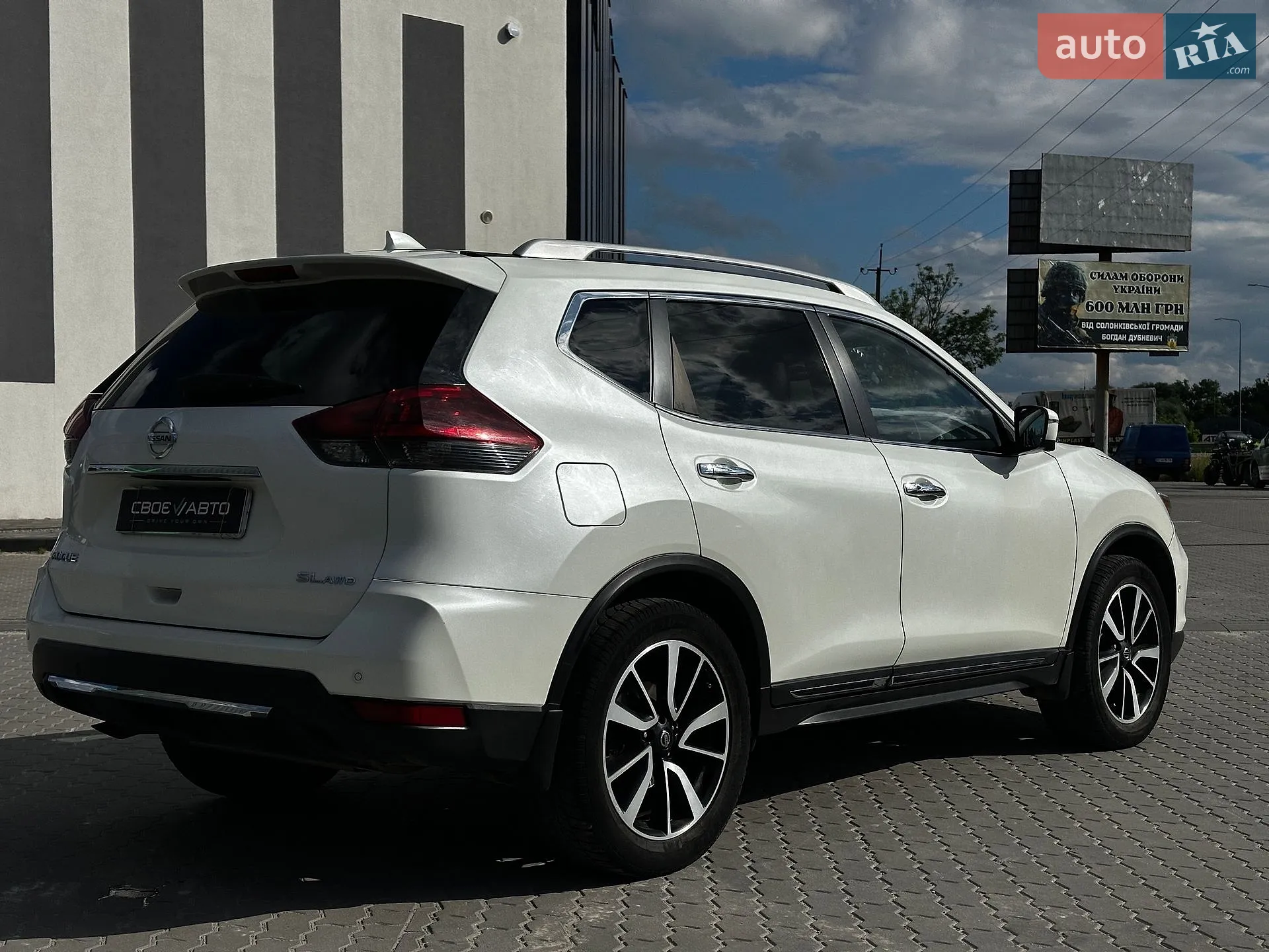 2019 Nissan Rogue - мініатюра 16