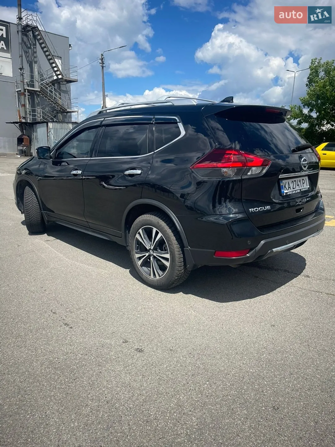 2019 Nissan Rogue - мініатюра 3