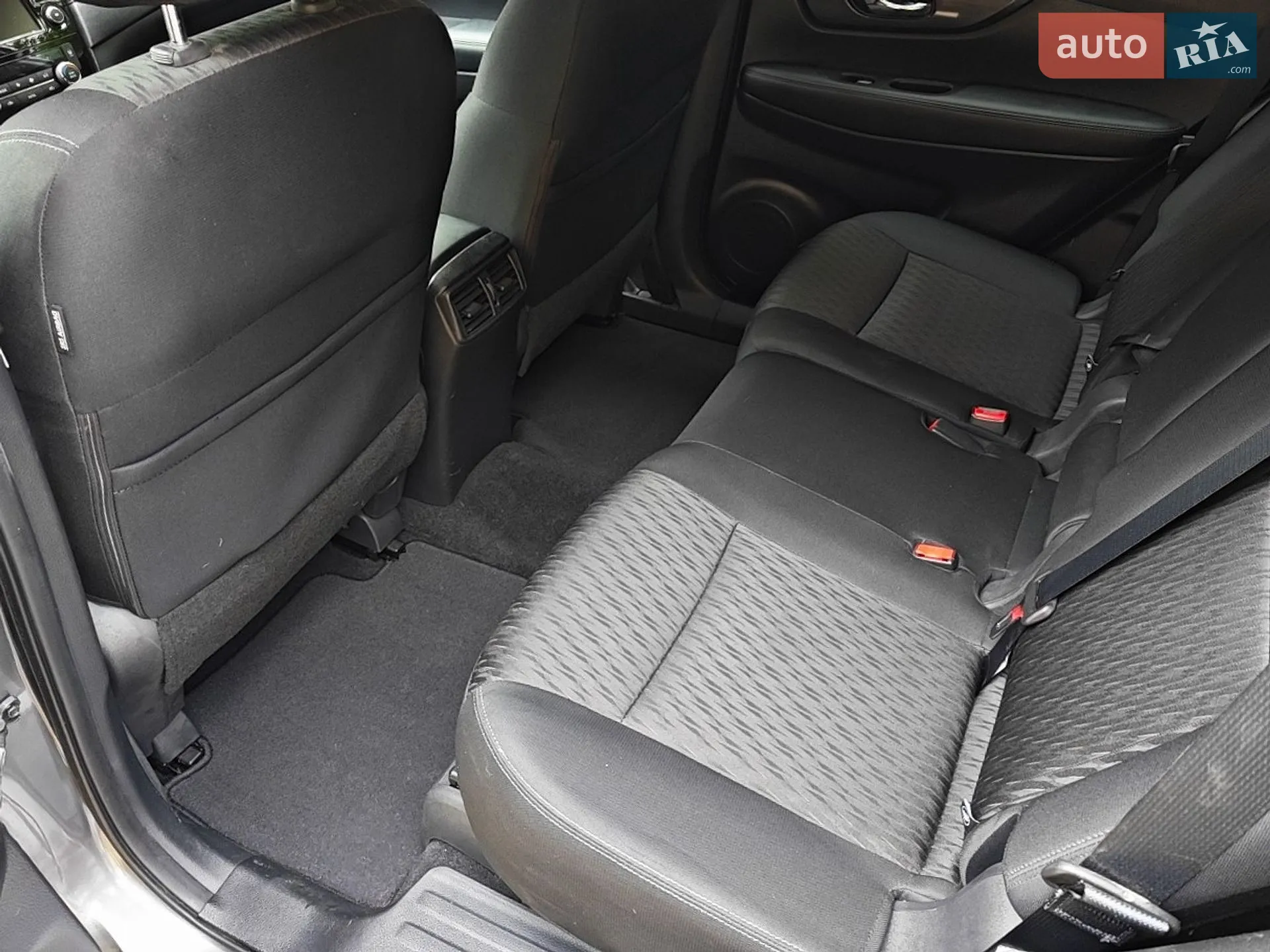 2019 Nissan Rogue - мініатюра 23
