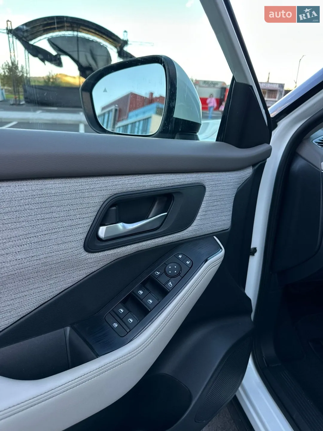 2021 Nissan Rogue - мініатюра 18
