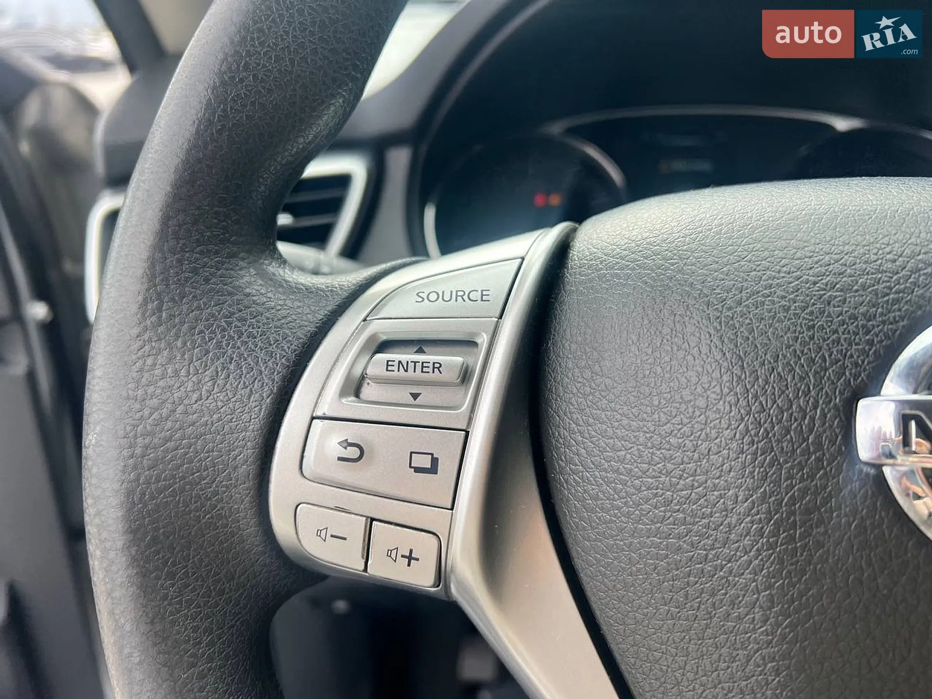 2015 Nissan Rogue - мініатюра 25