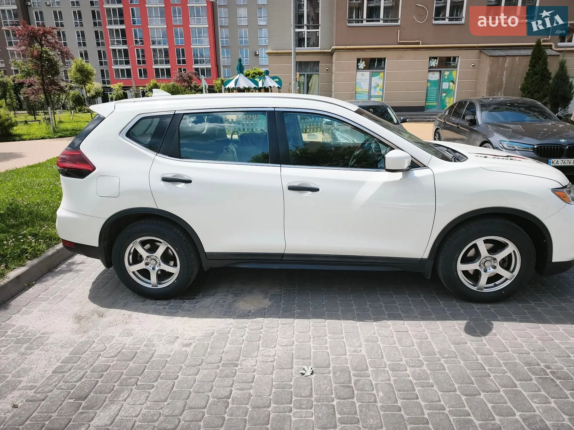 2019 Nissan Rogue - мініатюра 15