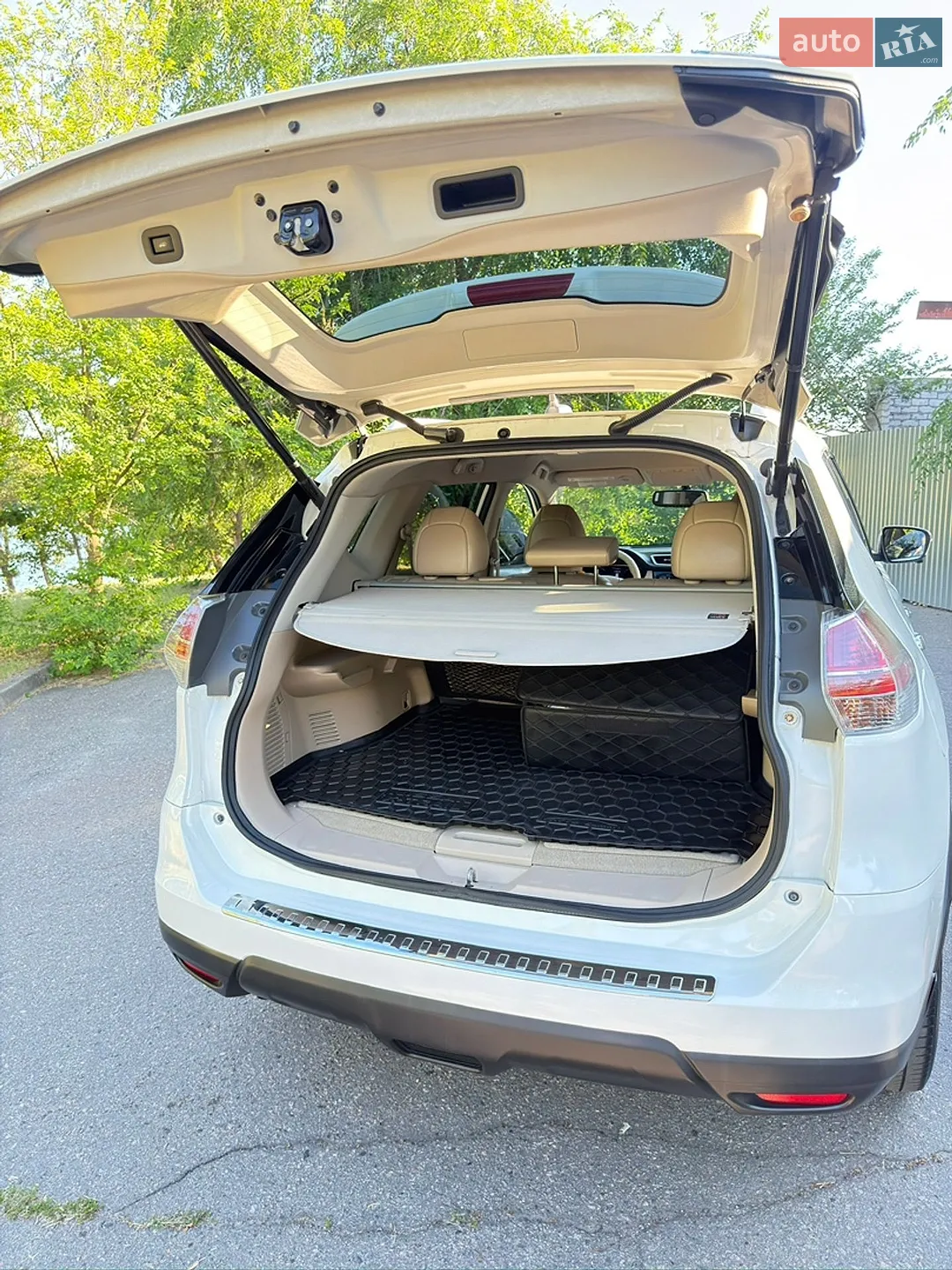 2014 Nissan Rogue - мініатюра 2