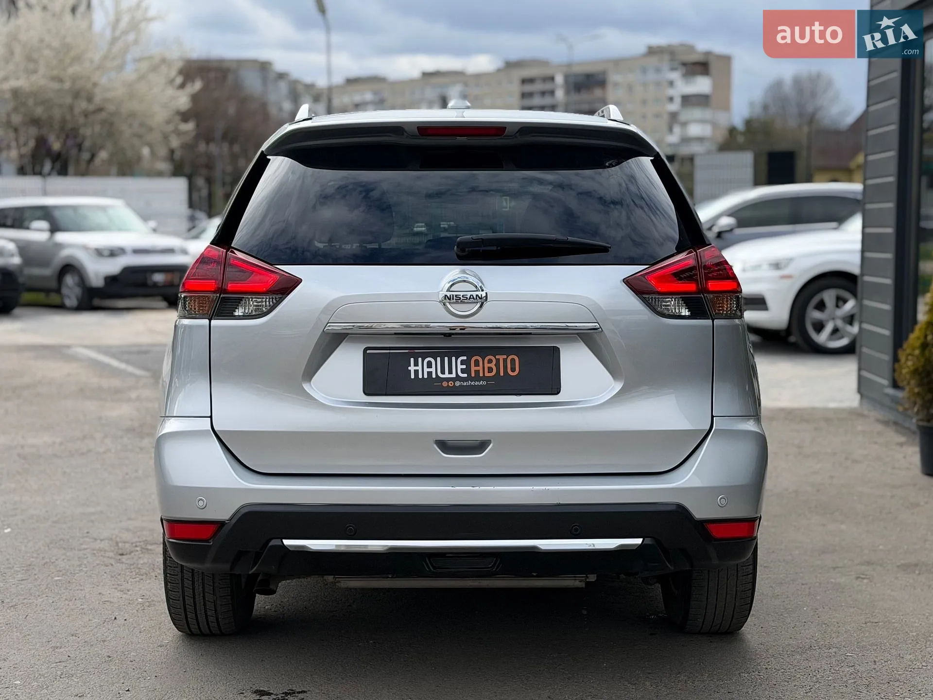2019 Nissan Rogue - мініатюра 16