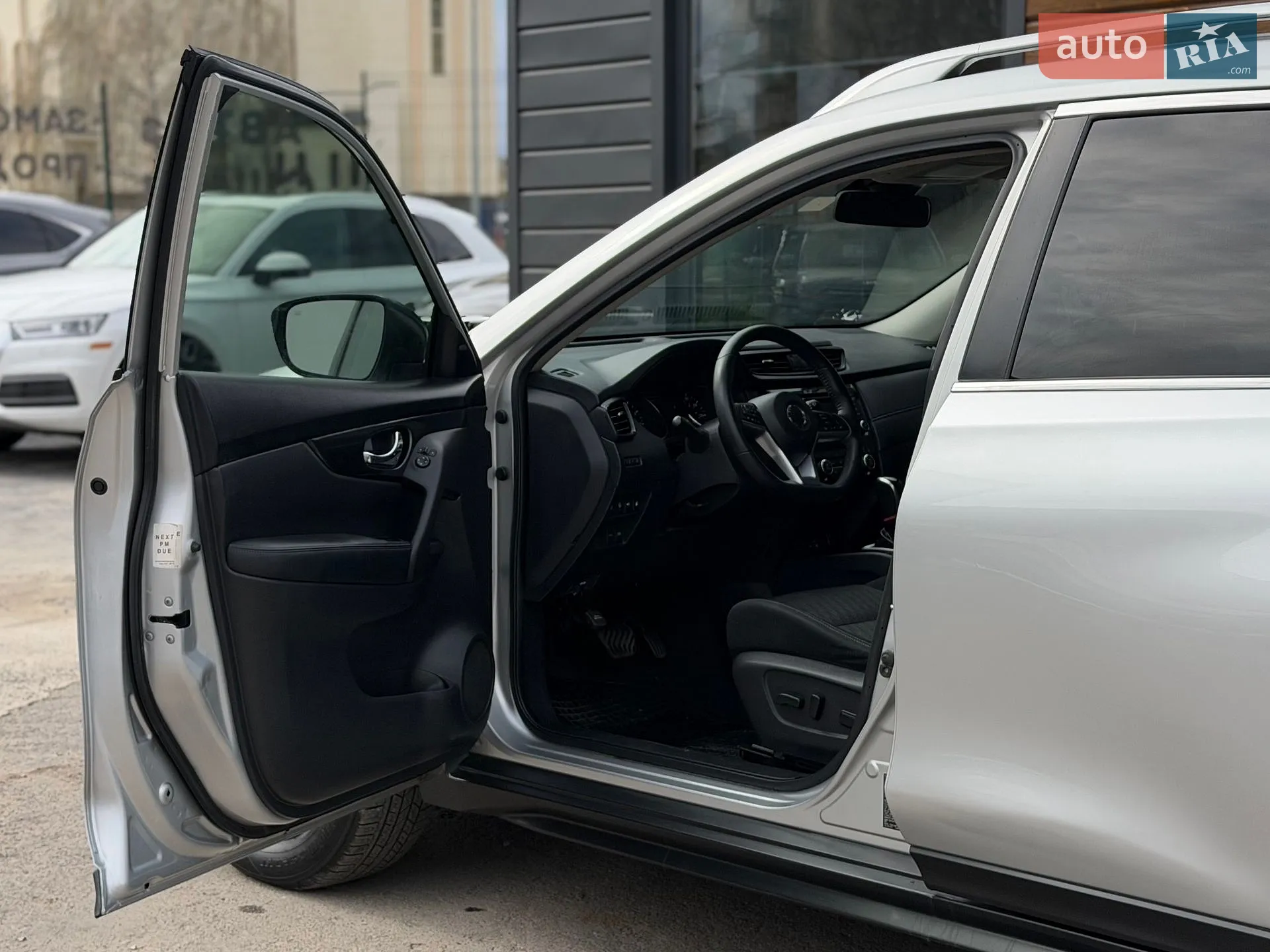 2019 Nissan Rogue - мініатюра 28